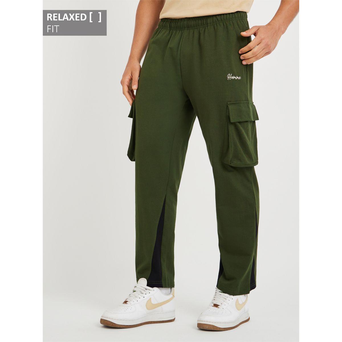 جوغر بجيوب كارجو وقصة مريحة-men-clothing-bottoms-joggers-image-1