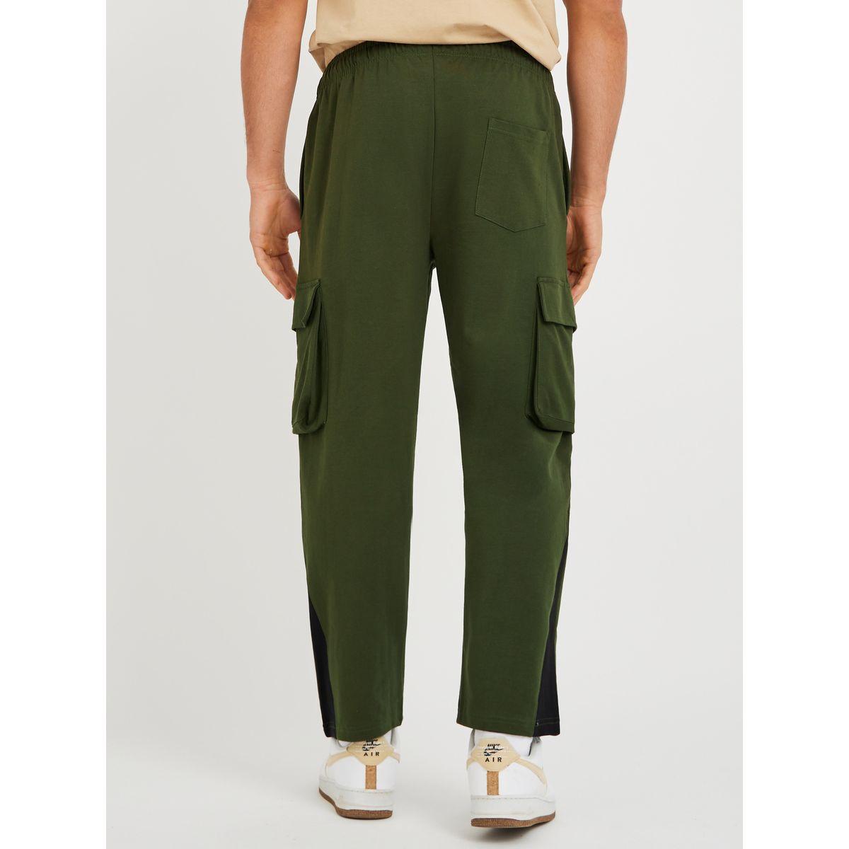جوغر بجيوب كارجو وقصة مريحة-men-clothing-bottoms-joggers-image-4
