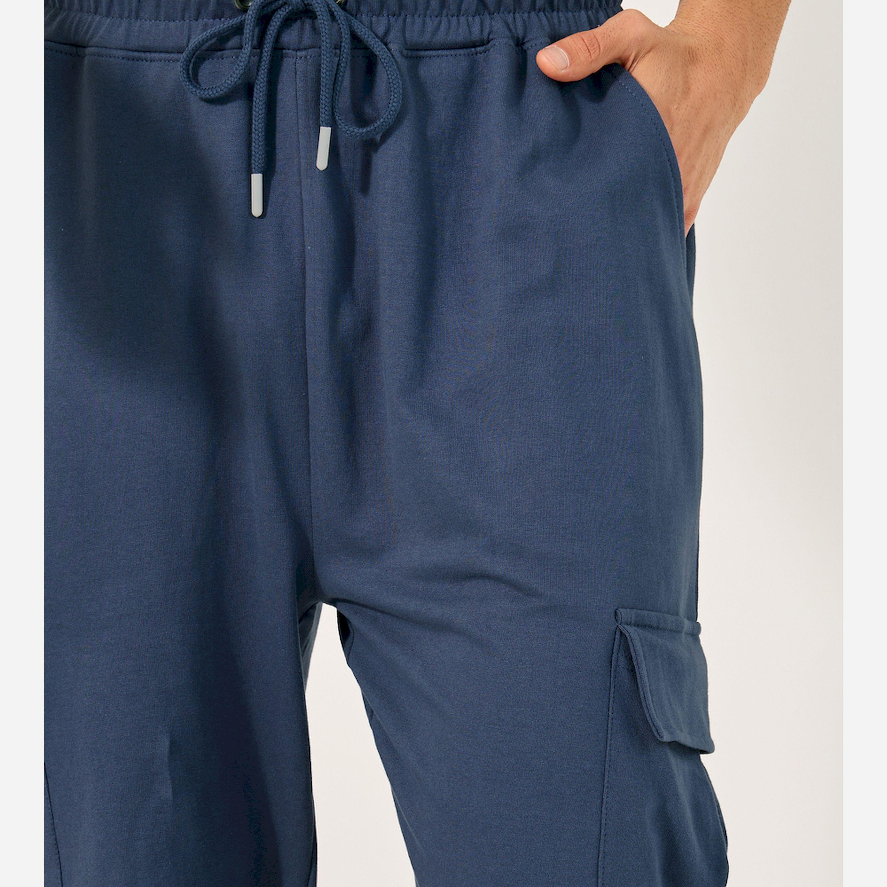 Styli Mid Rise Oversized Elasticated Hem Cargo Joggers-men-clothing-bottoms-joggers-image-4