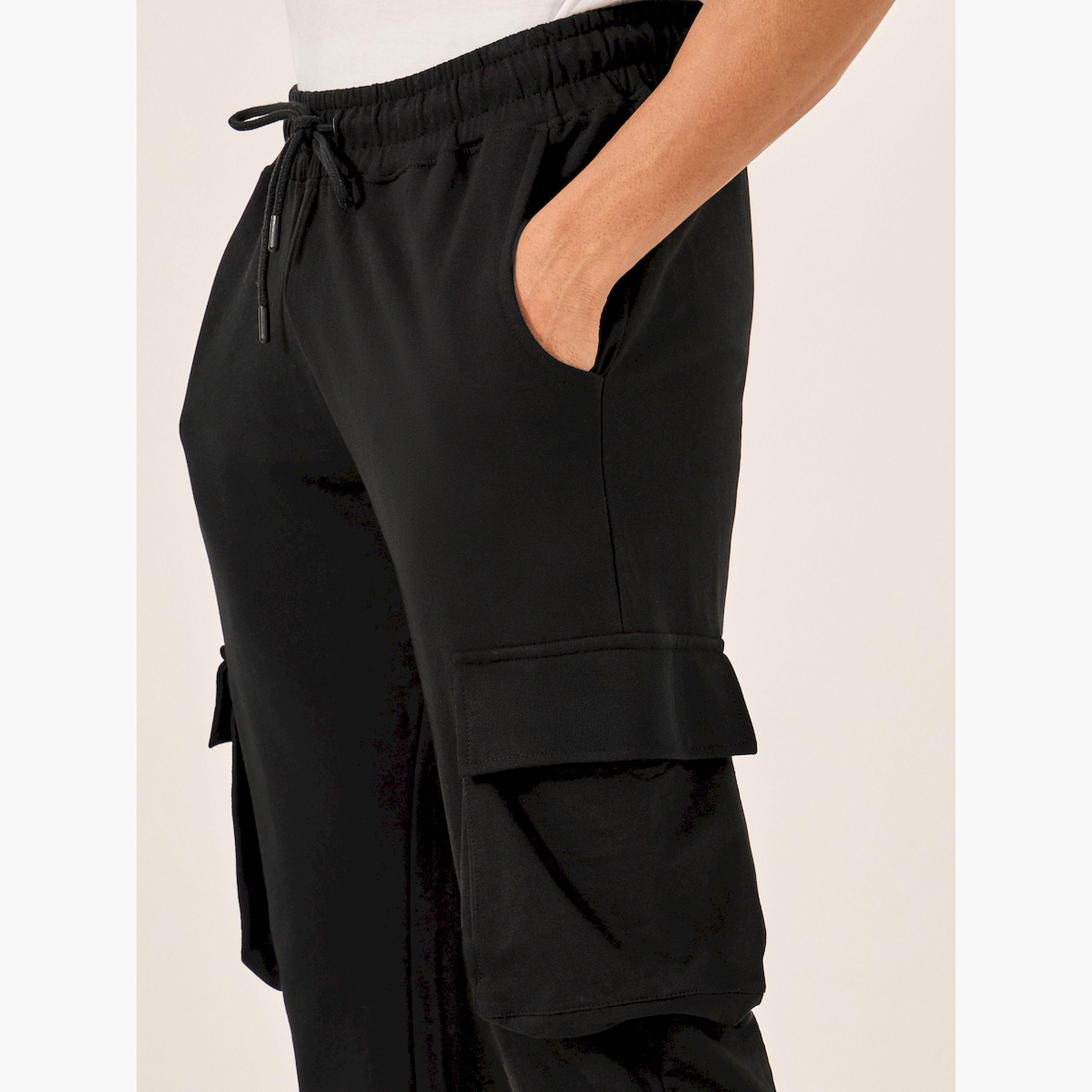 ستايلي - بنطال كارغو رياضي مريح من القطن تيري مع جيوب-men-clothing-bottoms-joggers-image-4