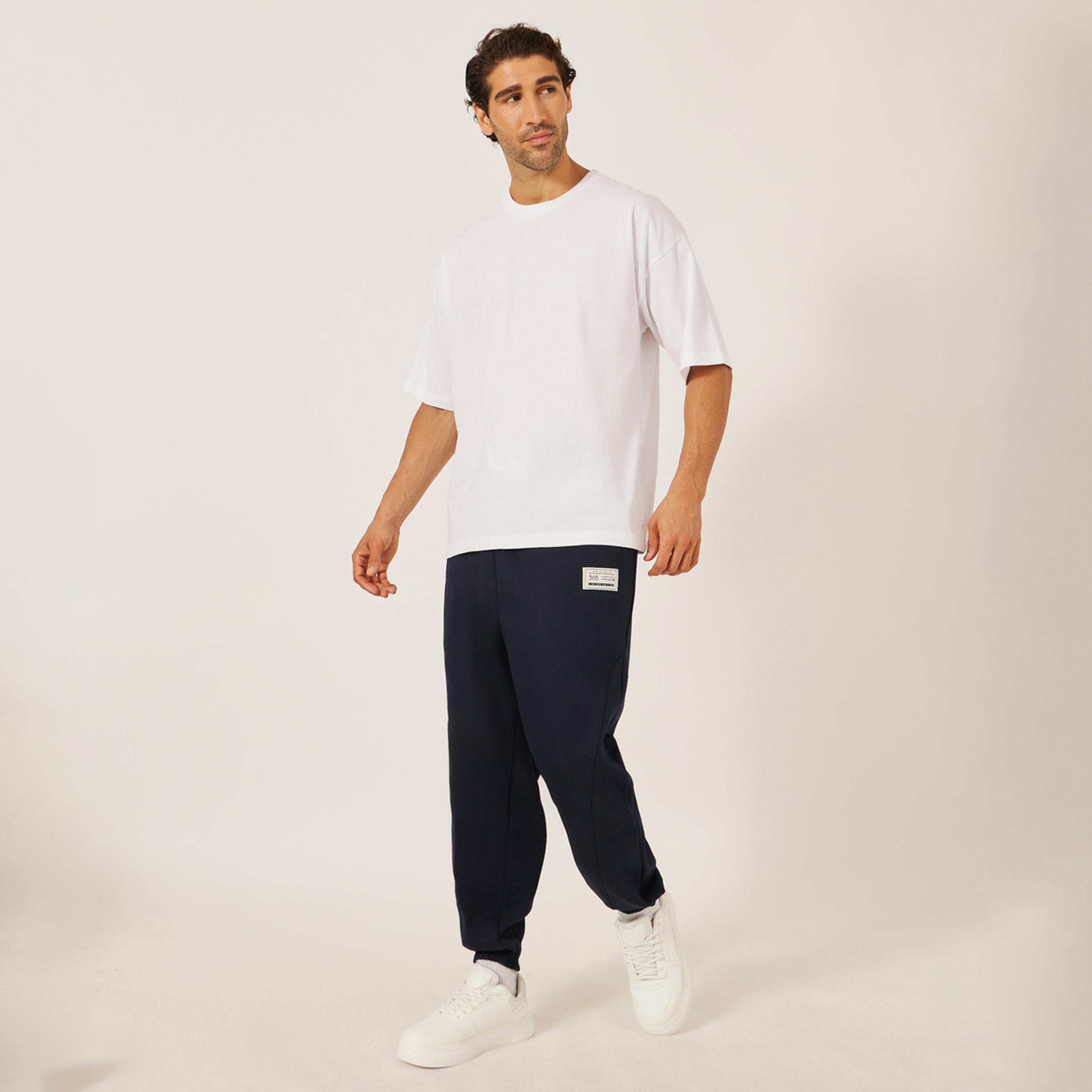 ستايلي - بنطال رياضي من الصوف بتفاصيل شارة مع رباط-men-clothing-bottoms-joggers-image-2