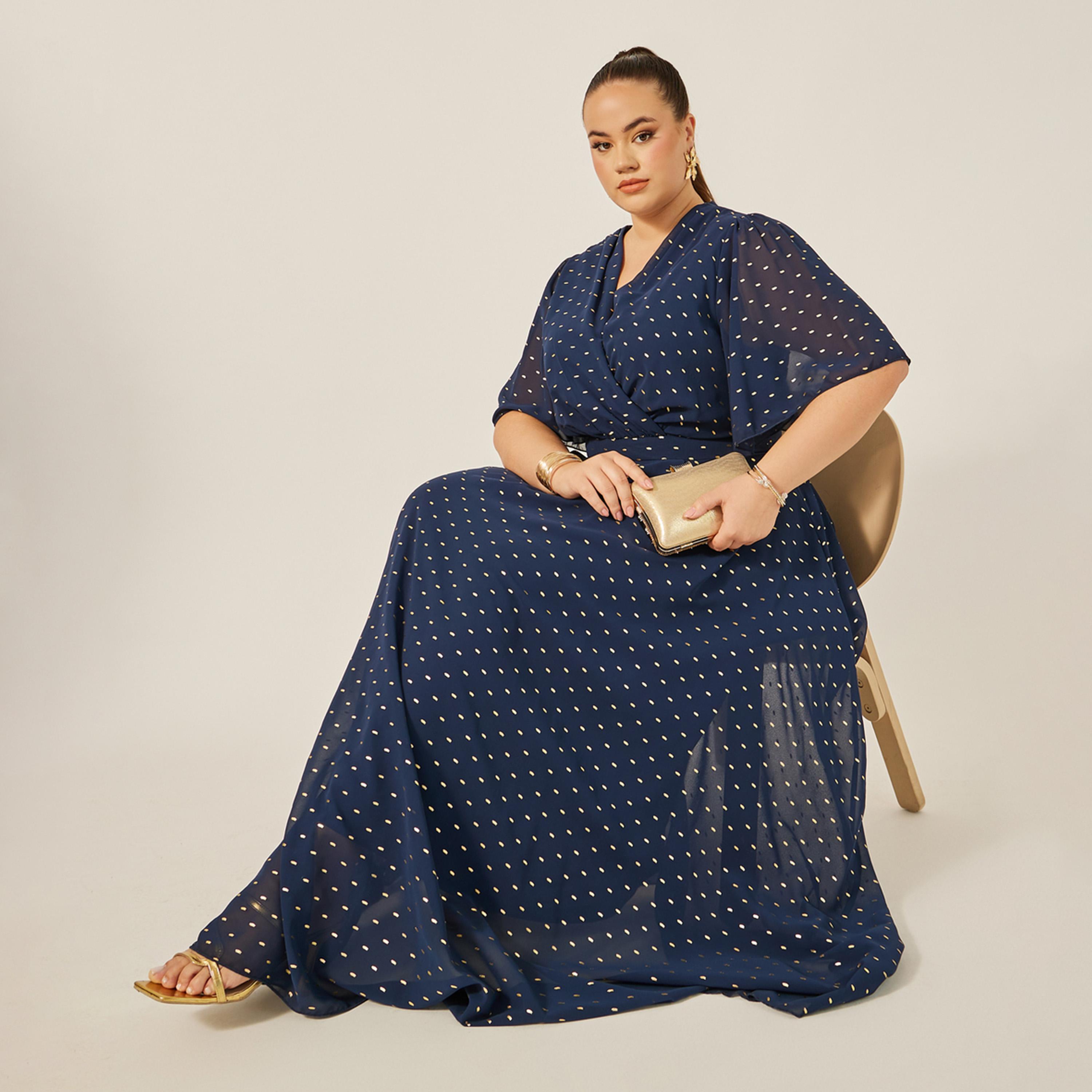 Styli Plus Size Printed Short Sleeve V-Neck A-Line Maxi Dress-women-clothing-dresses-image-1