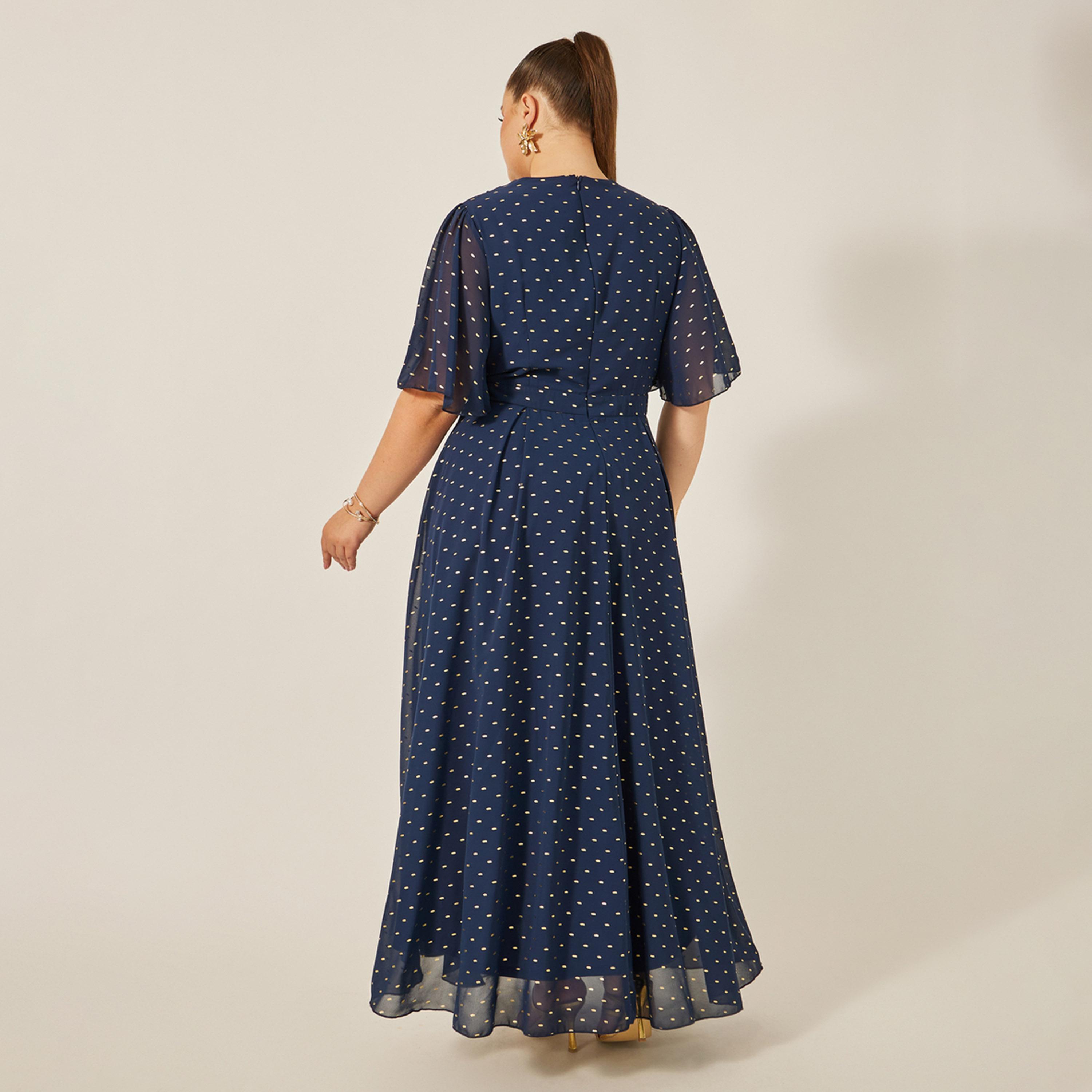 Styli Plus Size Printed Short Sleeve V-Neck A-Line Maxi Dress-women-clothing-dresses-image-5