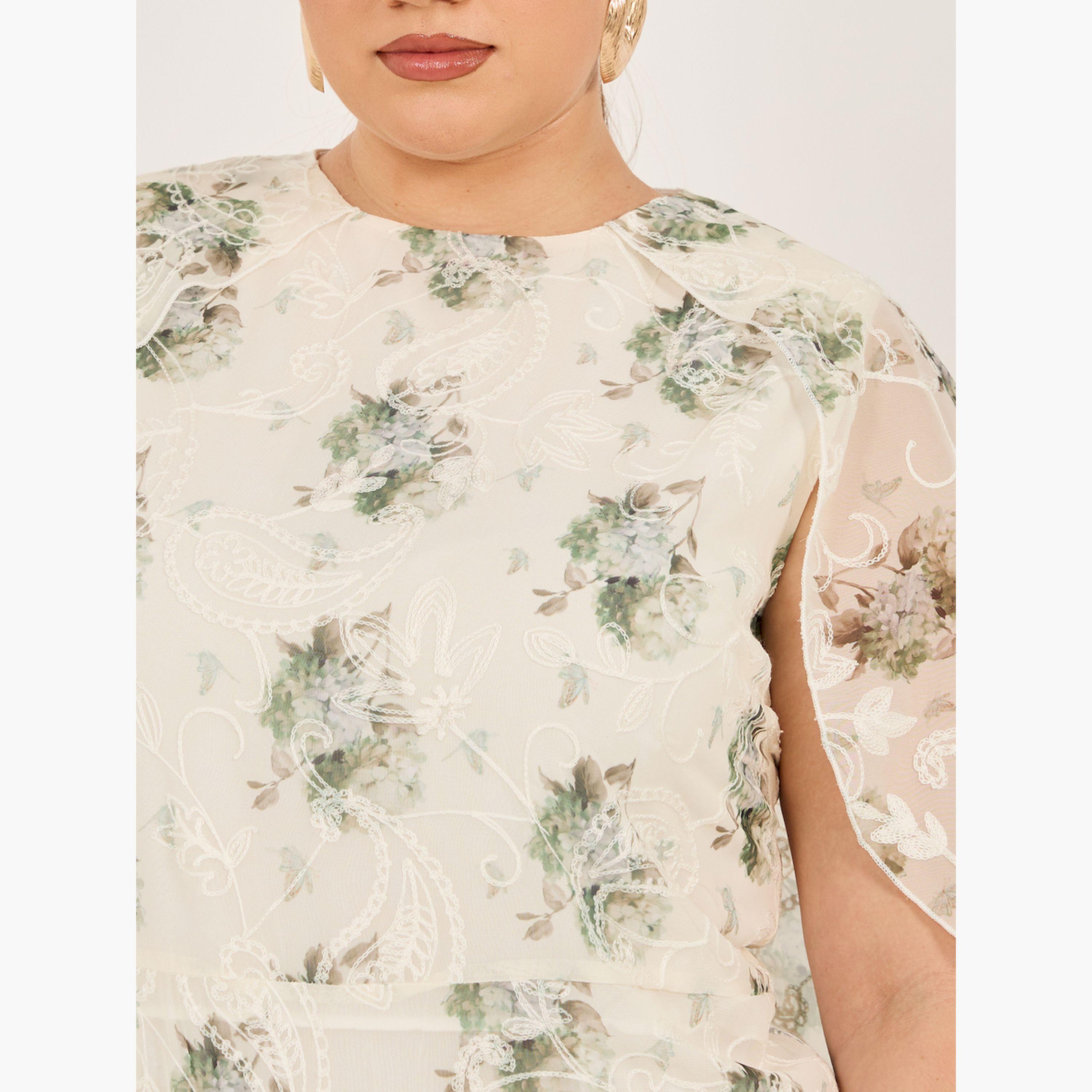 Styli Plus Size Printed Cape Sleeve Maxi Dress-women-clothing-dresses-image-4