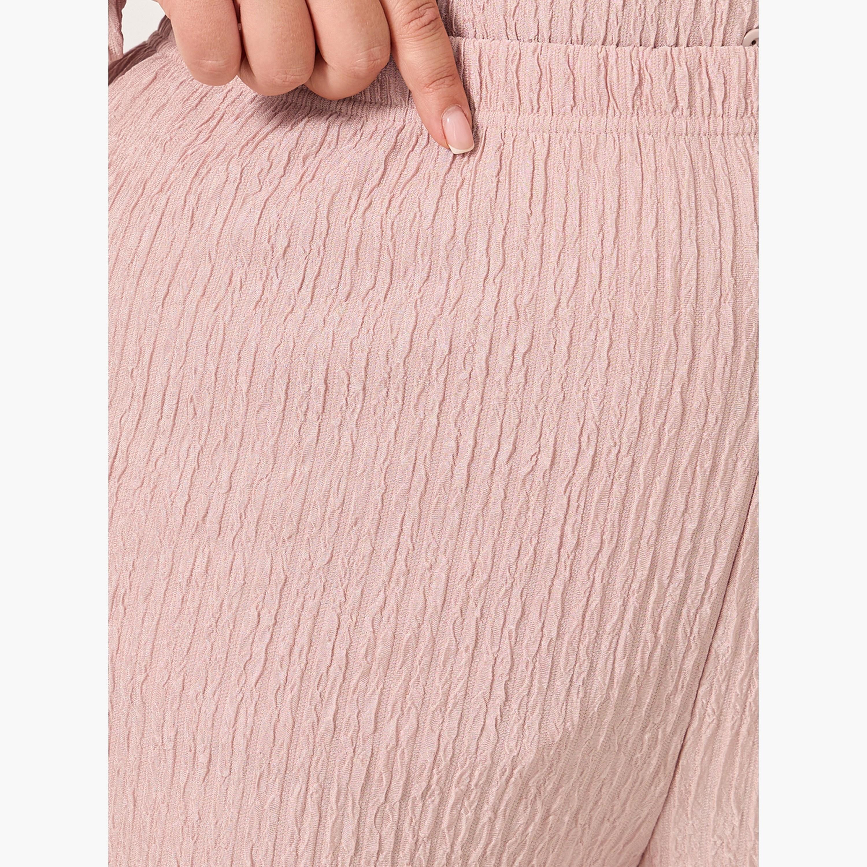 ستايلي - طقم قميص منقوش وبنطال واسع الساق بمقاس كبير-women-clothing-bottoms-trousers-image-3