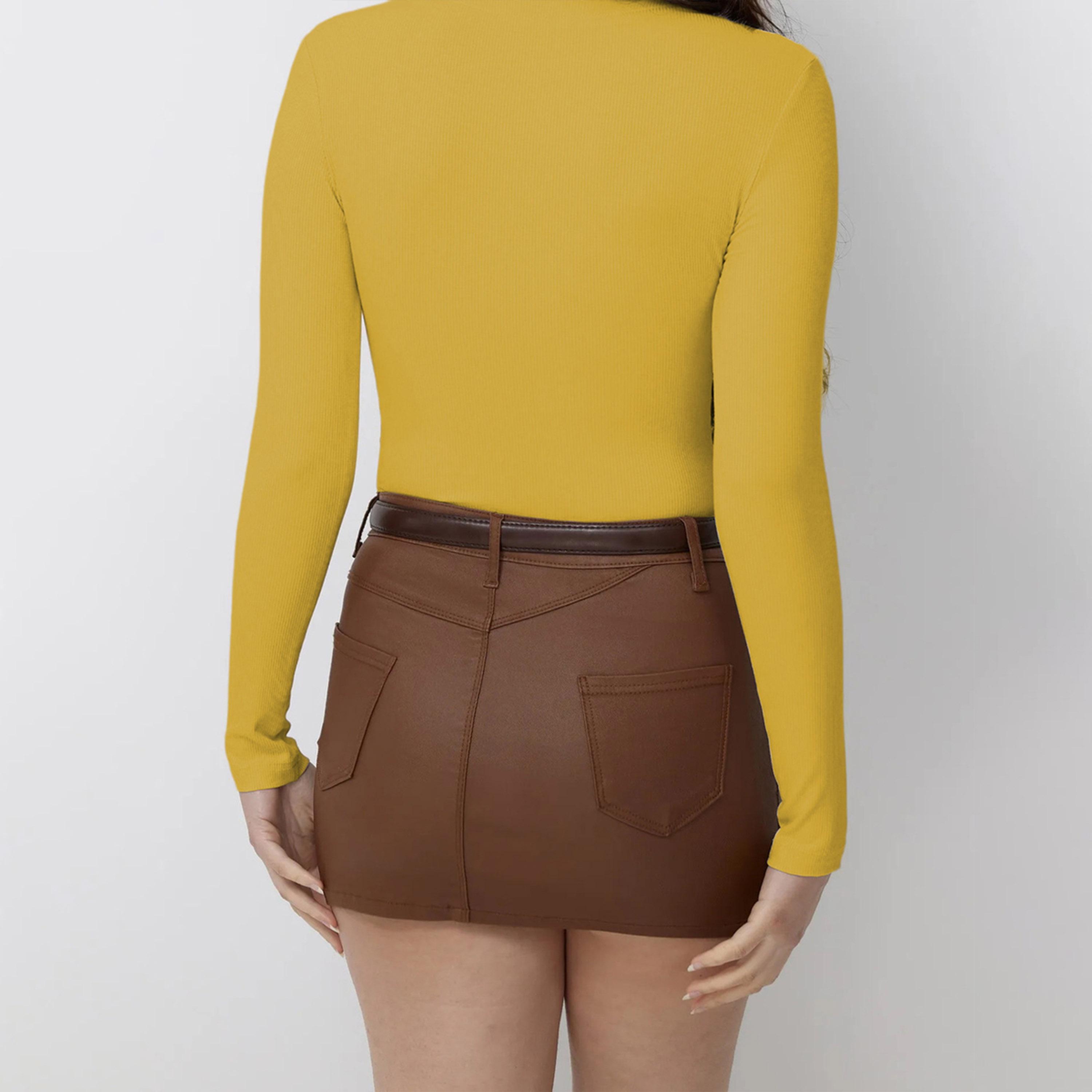كوتي × ستايلي - تي شيرت نسائي ضيق ومضلع بأكمام طويلة ورقبة على شكل حرف V - الأصفر-women-clothing-tshirts-image-6