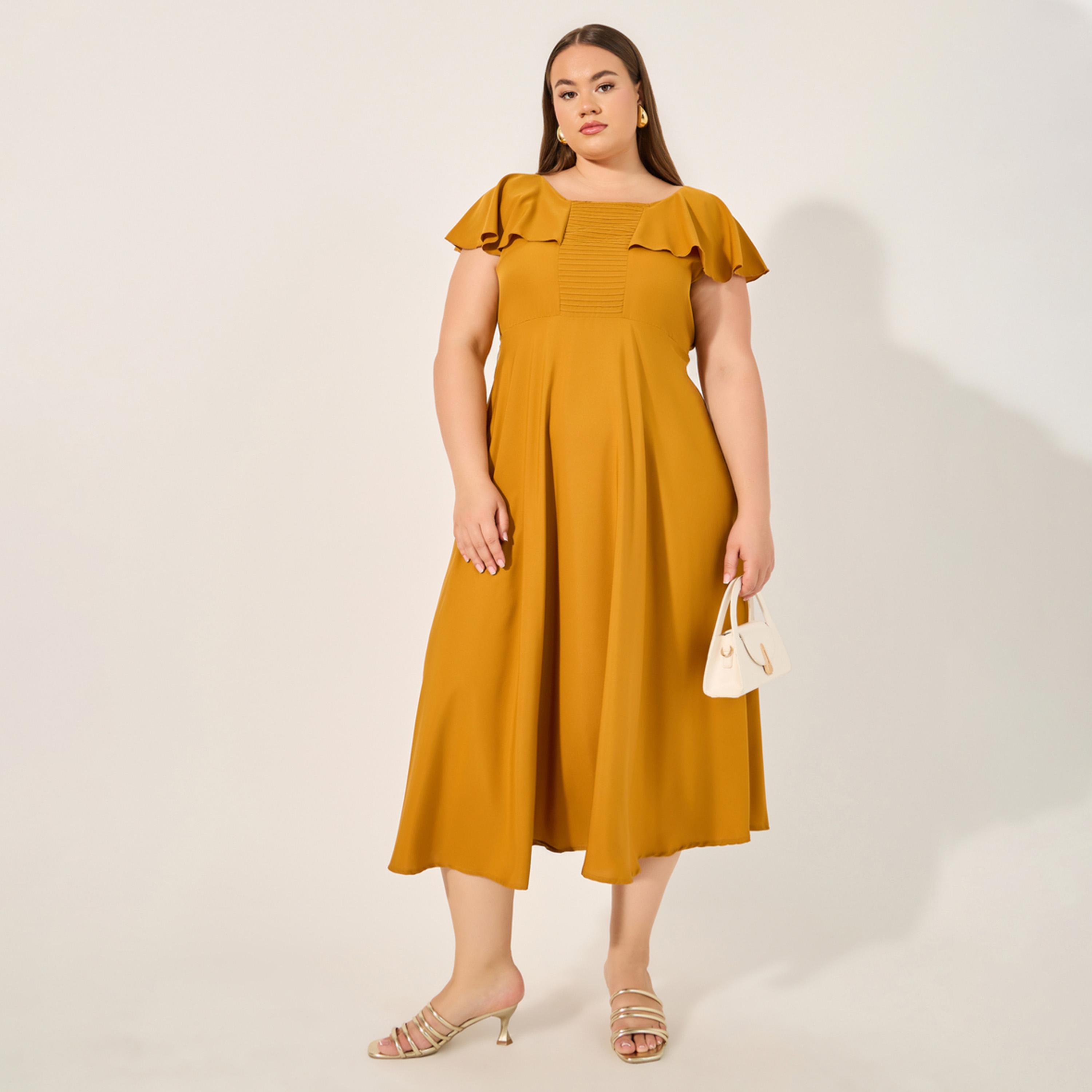Styli Plus Size Solid Pintuck Detail A-Line Midi Dress-women-clothing-dresses-image-2