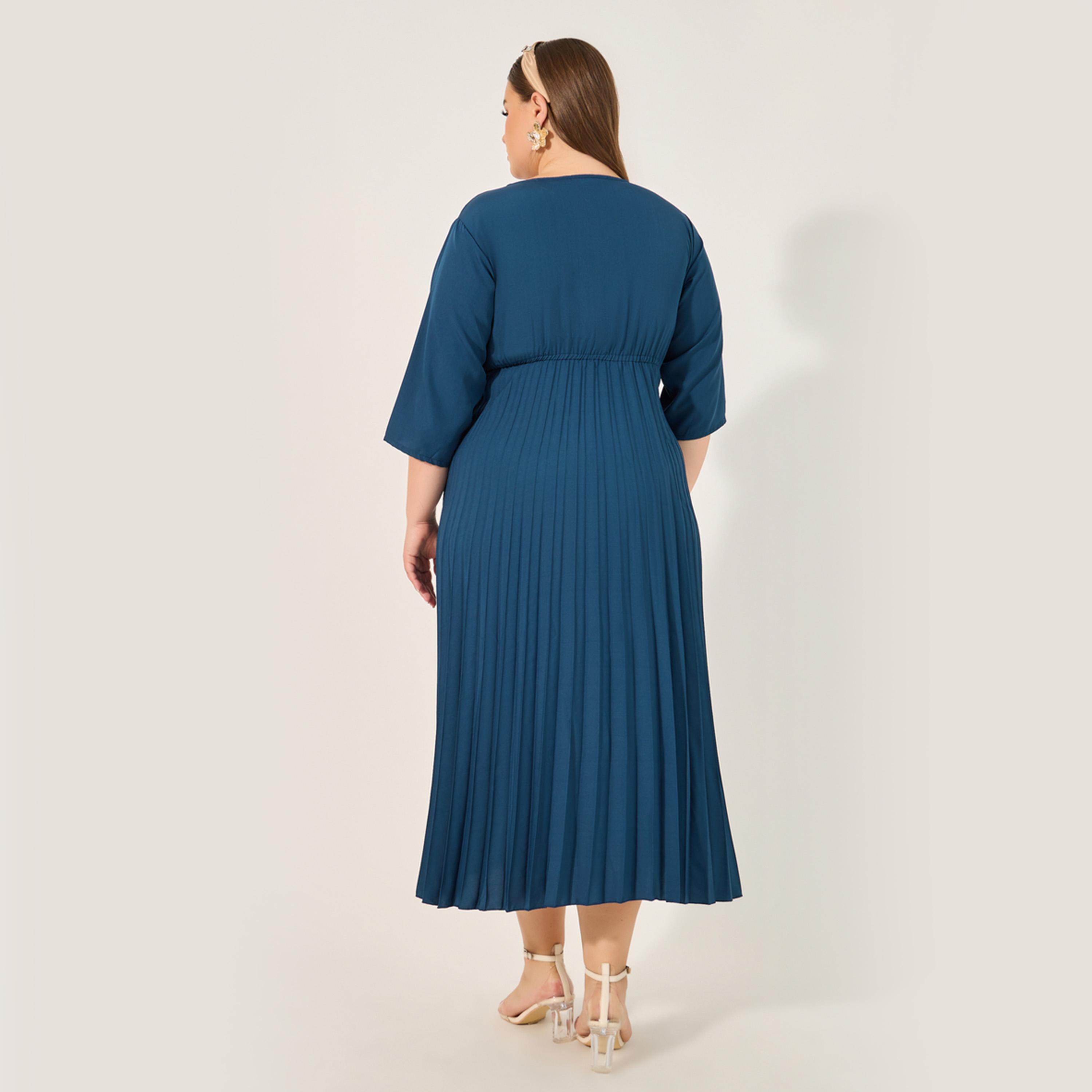 ستايلي - فستان ميدي سادة بقصة A بمقاس كبير مع طيات أكورديون-women-clothing-dresses-image-5