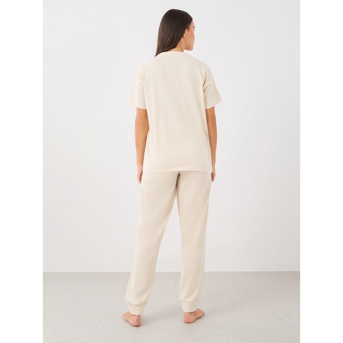 Styli Graphic Print T-Shirt and Cuffed Pyjama Set-women-clothing-nightwear-pyjamas-longsets-image-6