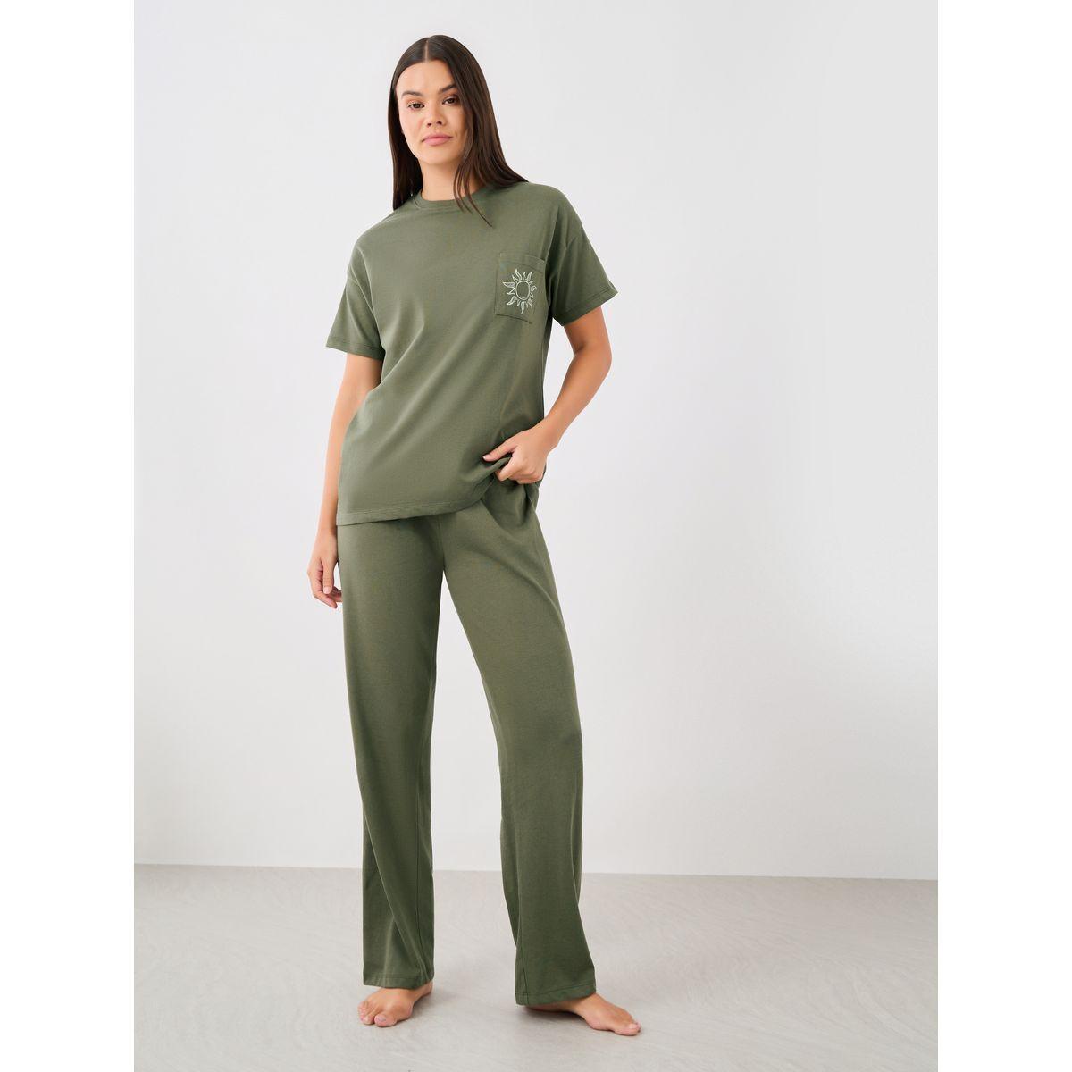 Styli Beach Graphic Pocket Dropped Shoulder T-Shirt and Straight Pyjama Set-women-clothing-nightwear-pyjamas-longsets-image-2