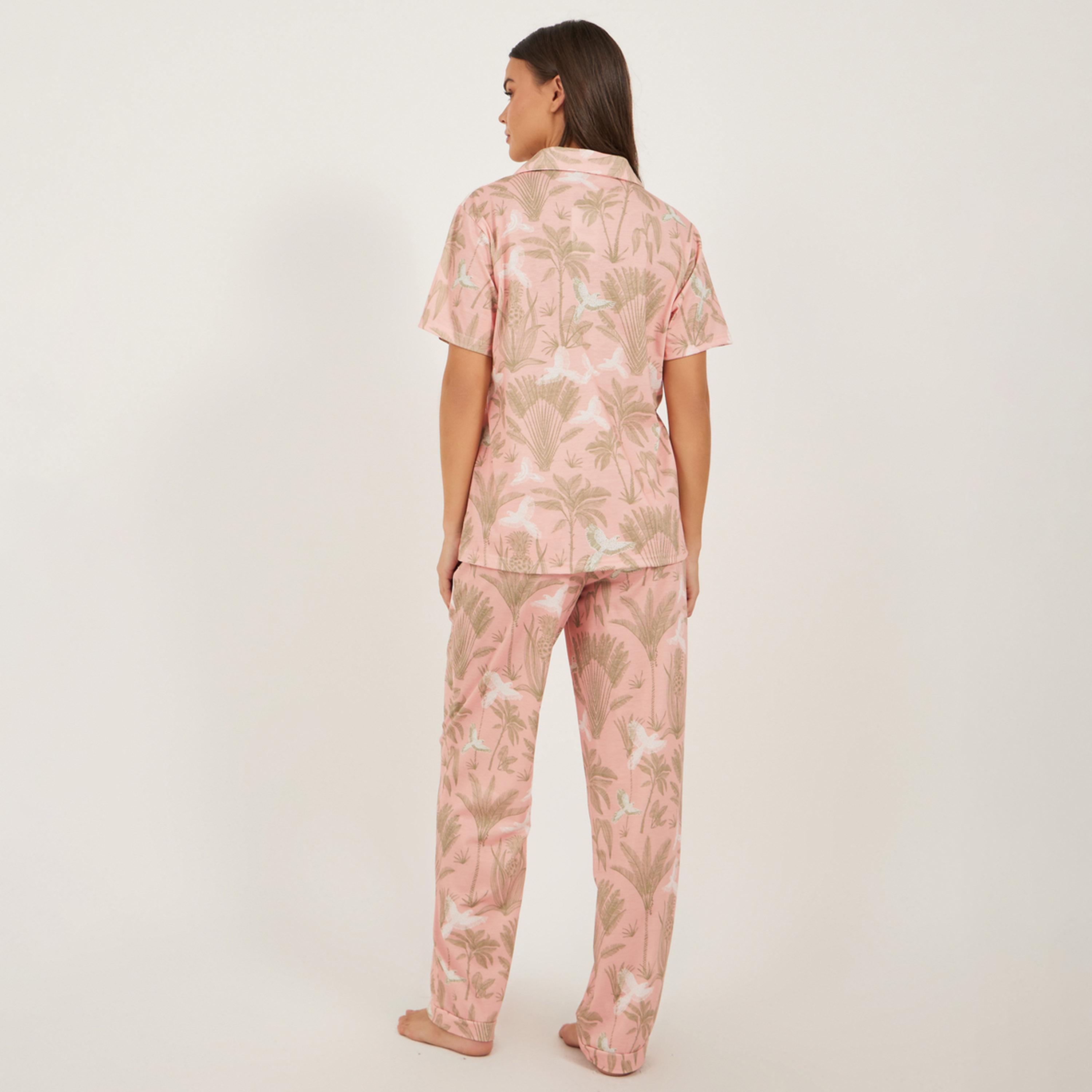 ستايلي - طقم قميص بطبعة استوائية مع بنطال بيجامة-women-clothing-nightwear-pyjamas-longsets-image-5