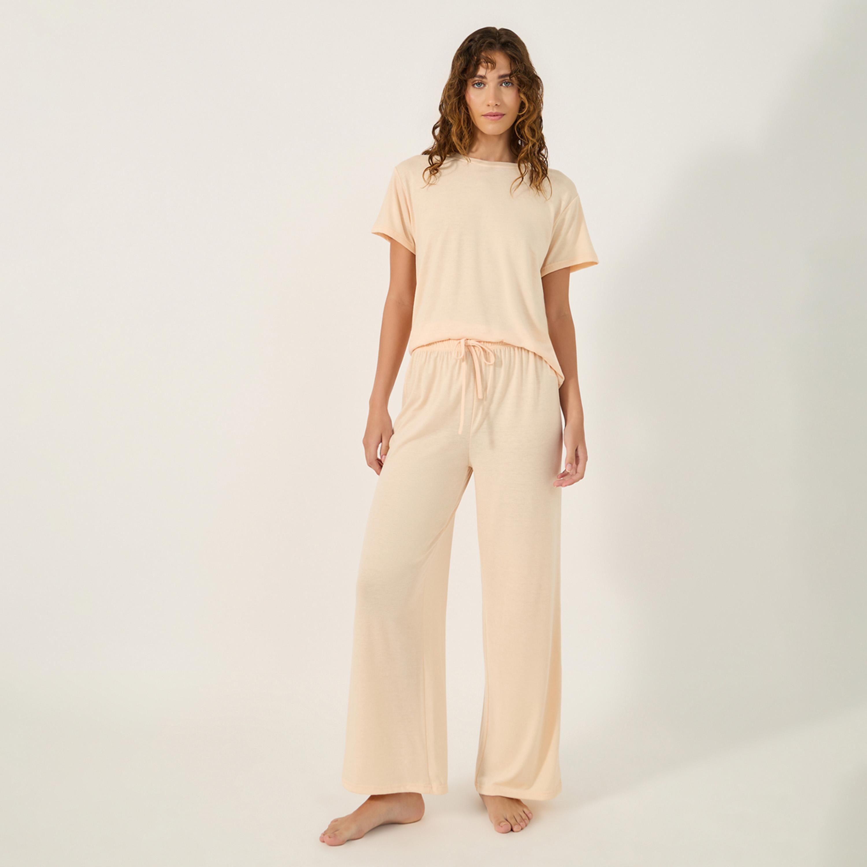 Styli Graphic Print Round Neck T-Shirt and Pyjama Set-women-clothing-nightwear-pyjamas-longsets-image-3