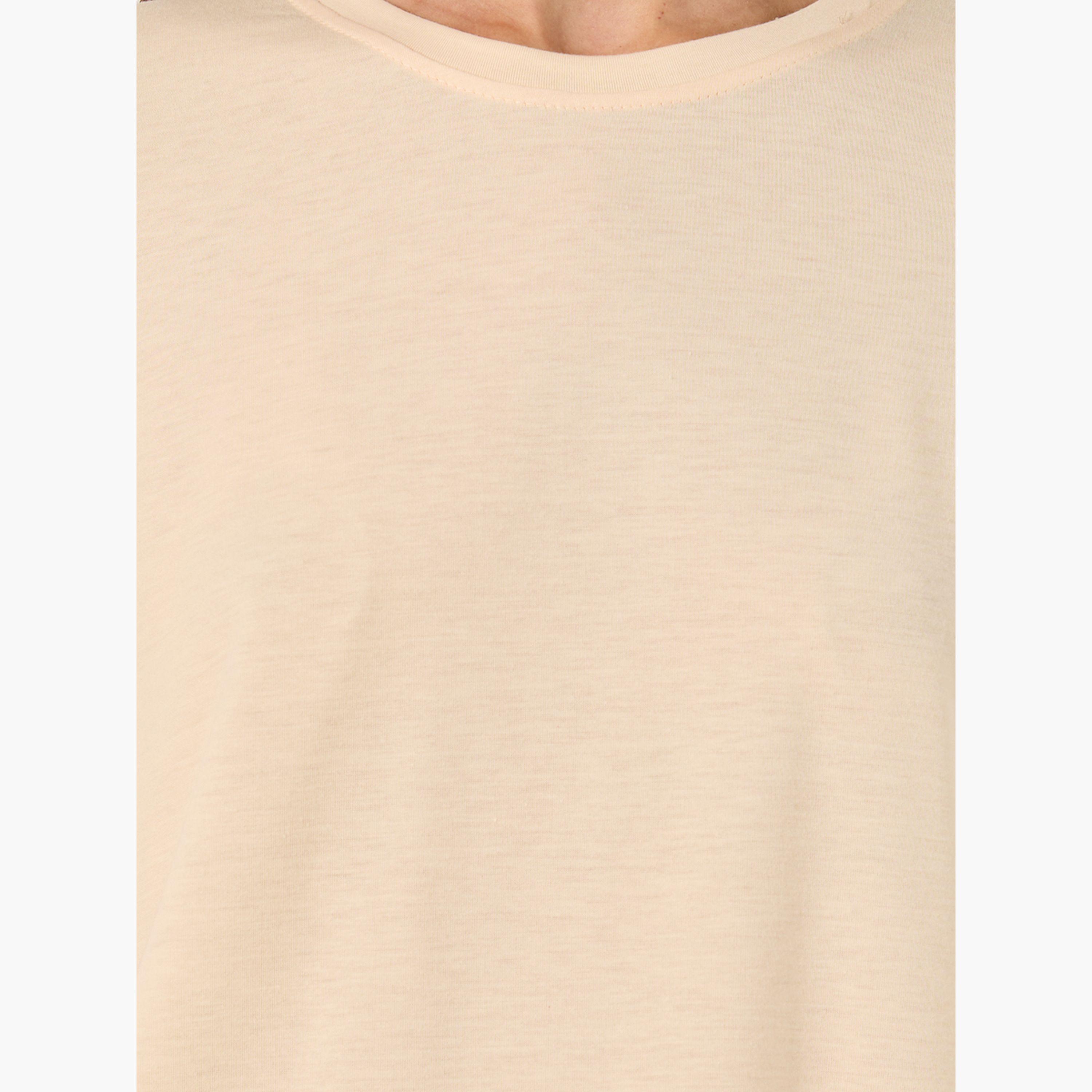 Styli Graphic Print Round Neck T-Shirt and Pyjama Set-women-clothing-nightwear-pyjamas-longsets-image-5