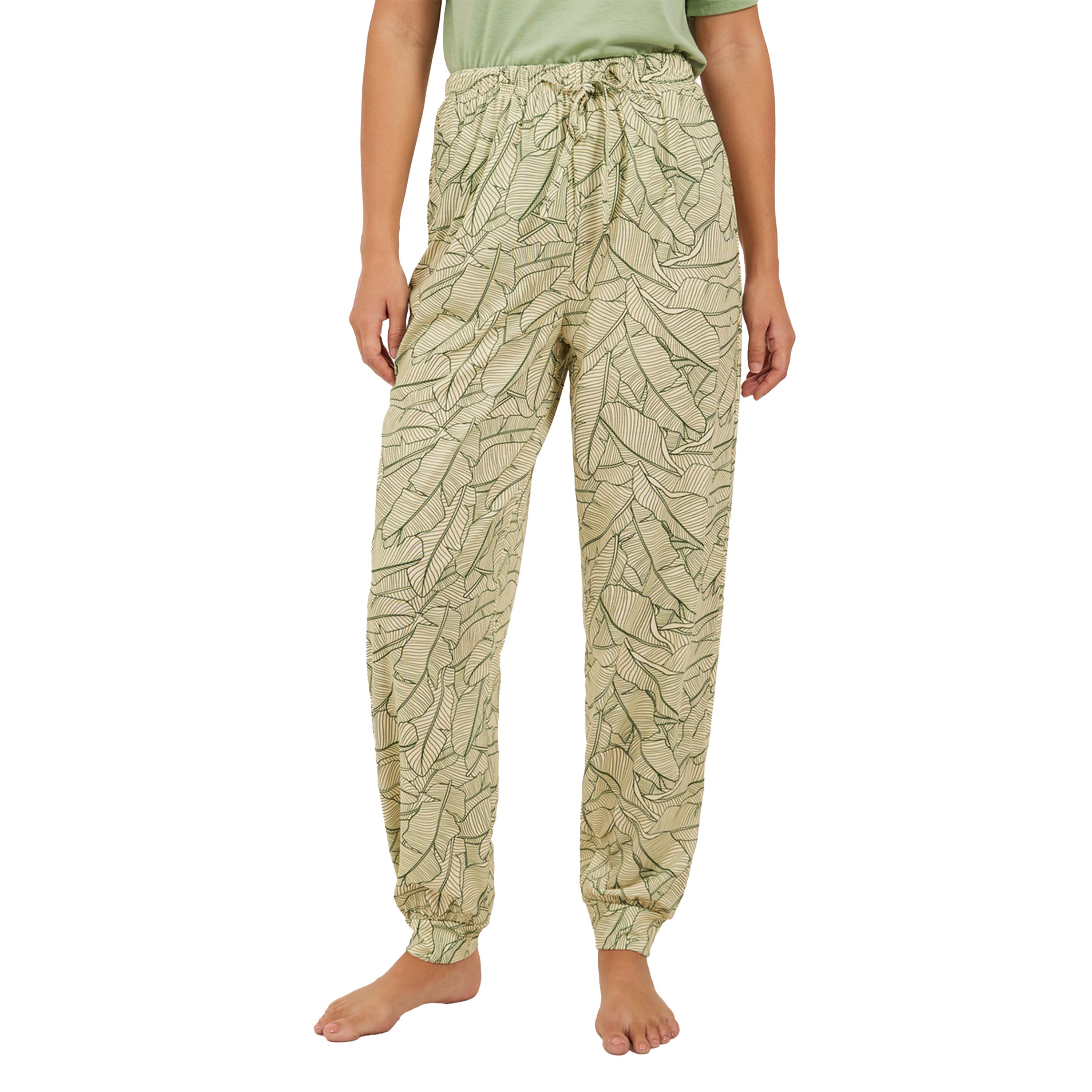 Styli Printed V Neck Lace Trim T-Shirt and Cuffed Pyjama Set-women-clothing-nightwear-pyjamas-longsets-image-6