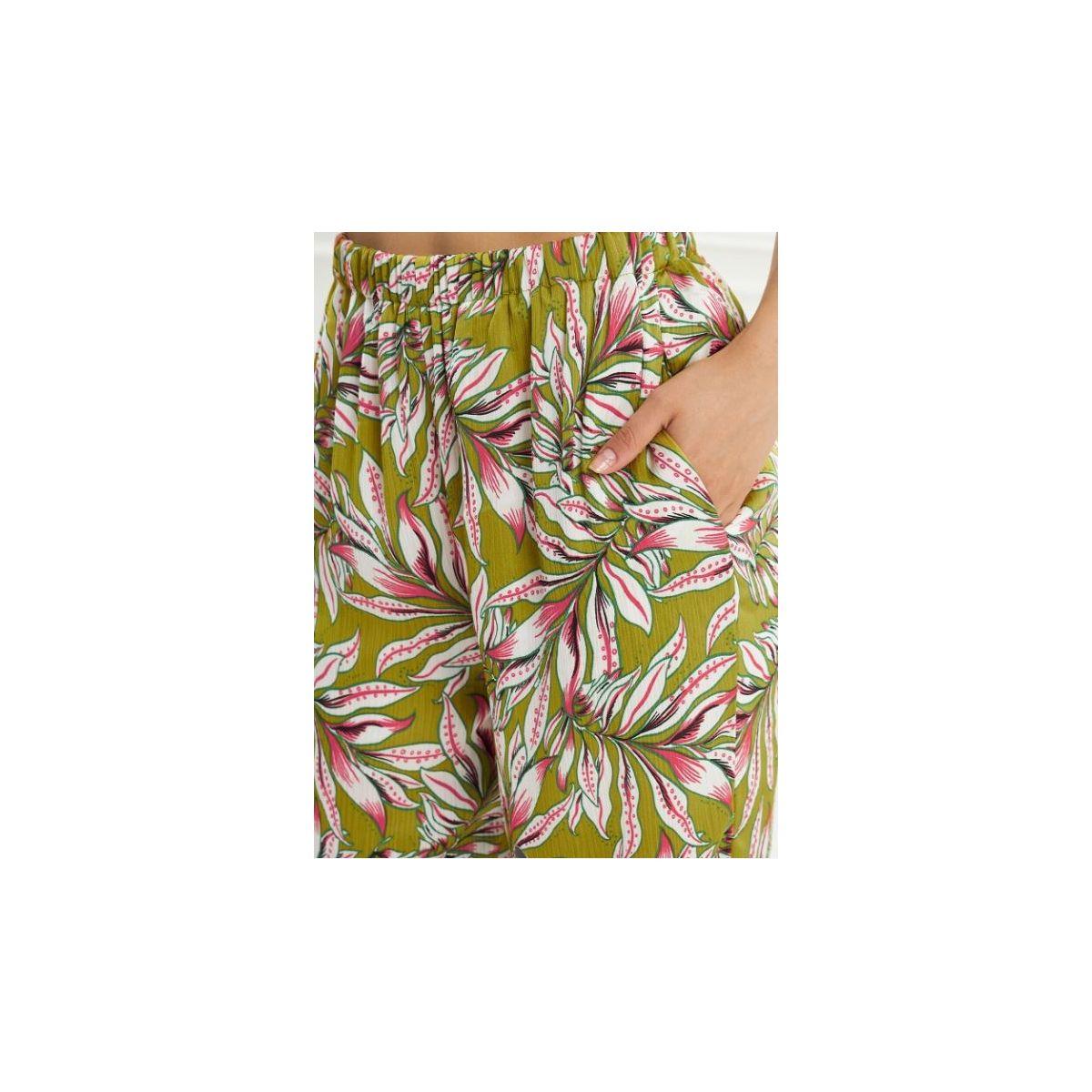 طقم منسق من بنطال بشق جانبي وبلوزة بطبعة استوائية كَسوالي × ستايلي-women-clothing-coordsets-image-7