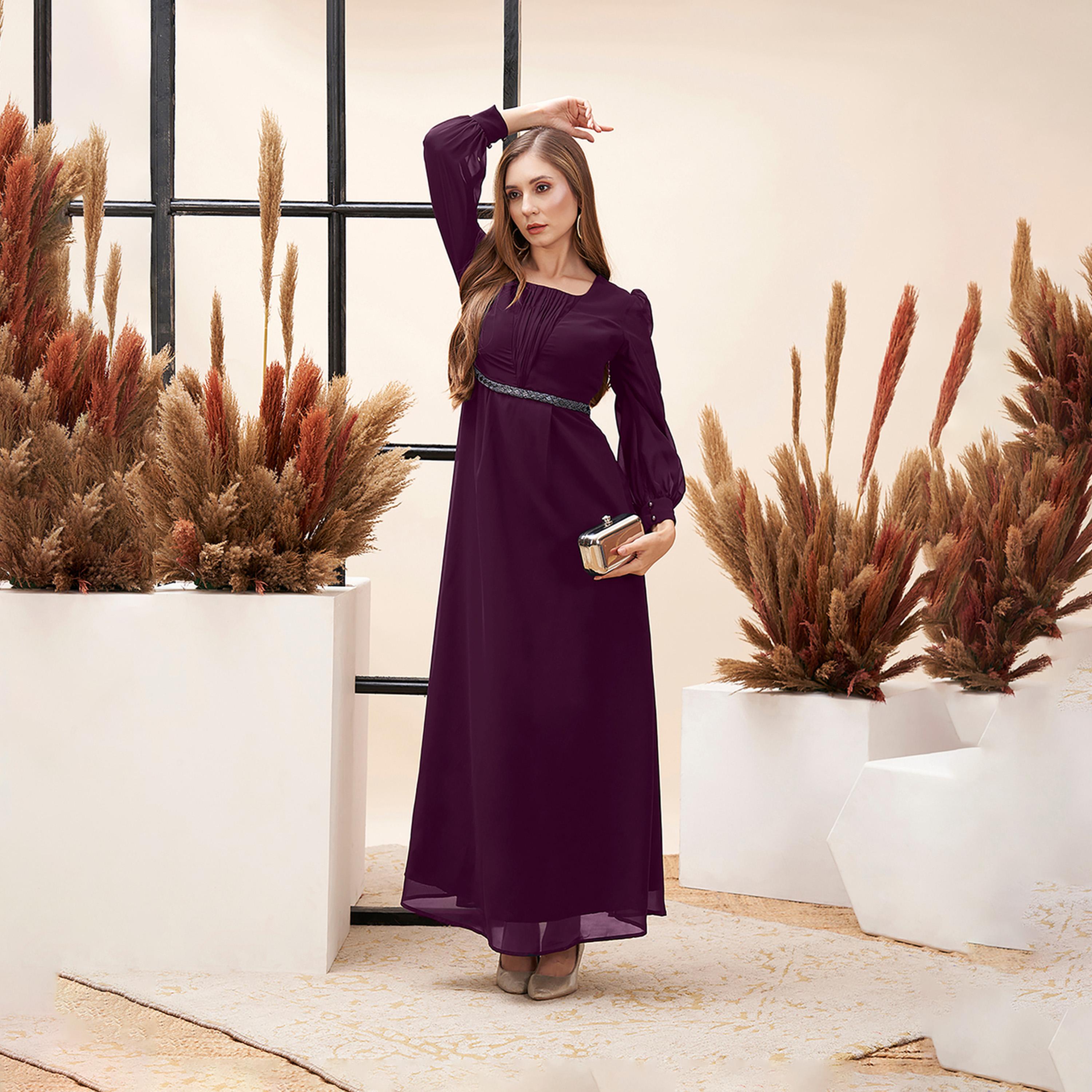ميش × ستايلي - فستان ماكسي بنفسجي برقبة دائرية وتفاصيل تطريز عند الخصر-women-clothing-dresses-image-1