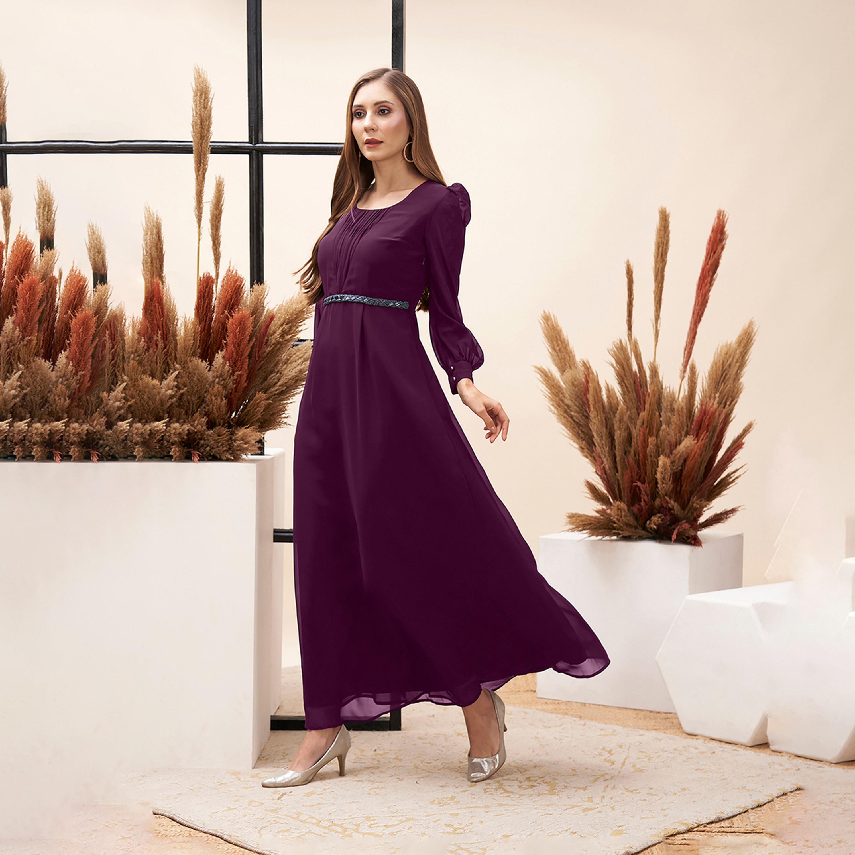ميش × ستايلي - فستان ماكسي بنفسجي برقبة دائرية وتفاصيل تطريز عند الخصر-women-clothing-dresses-image-4