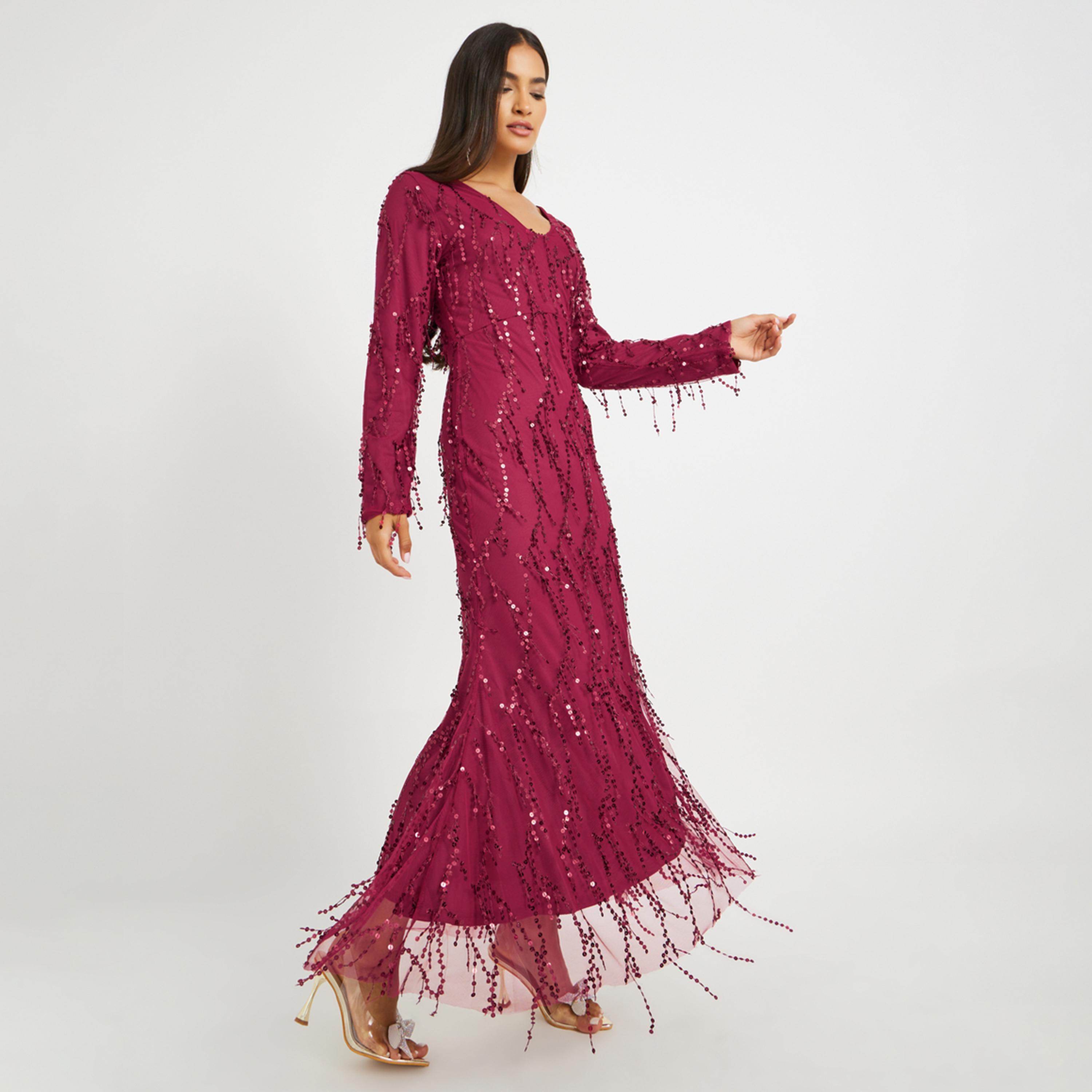 ستايلي - فستان ماكسي بحافة حورية البحر بأكمام طويلة ومزين بالترتر-women-clothing-dresses-image-2
