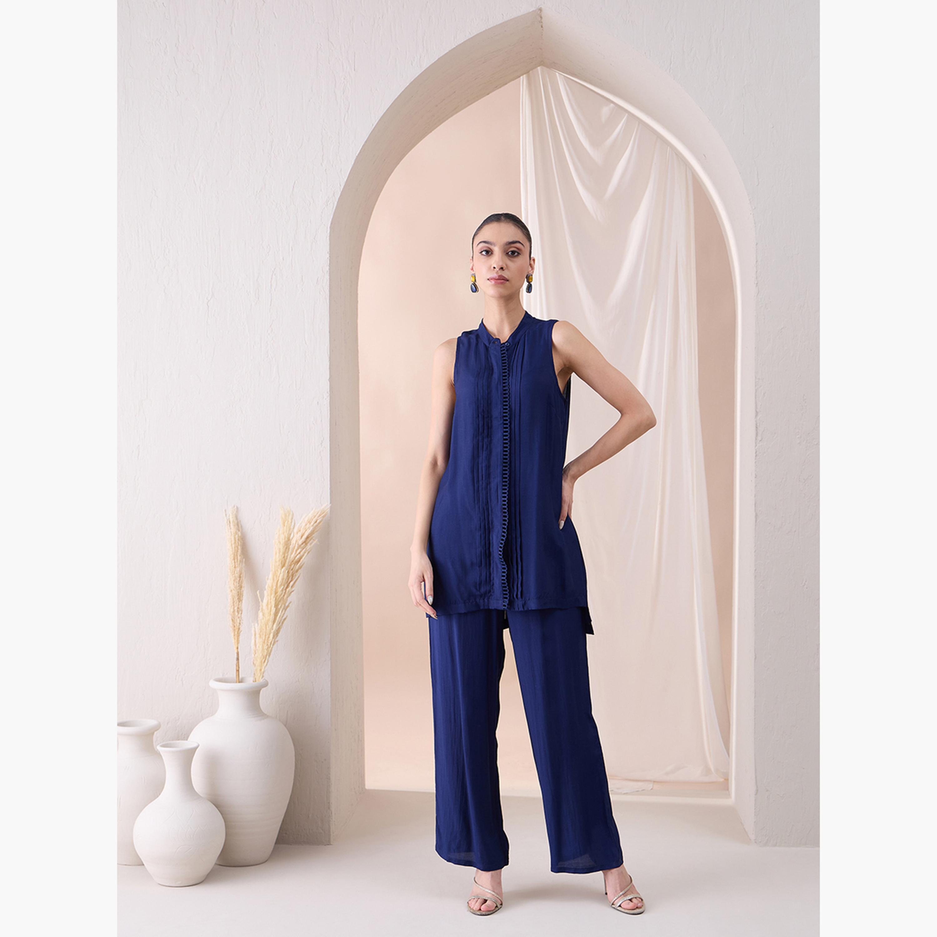 Femmella X Styli Sleeveless Scallop Trim Tunic With Straight Pant Co-Ords-women-clothing-coordsets-image-2