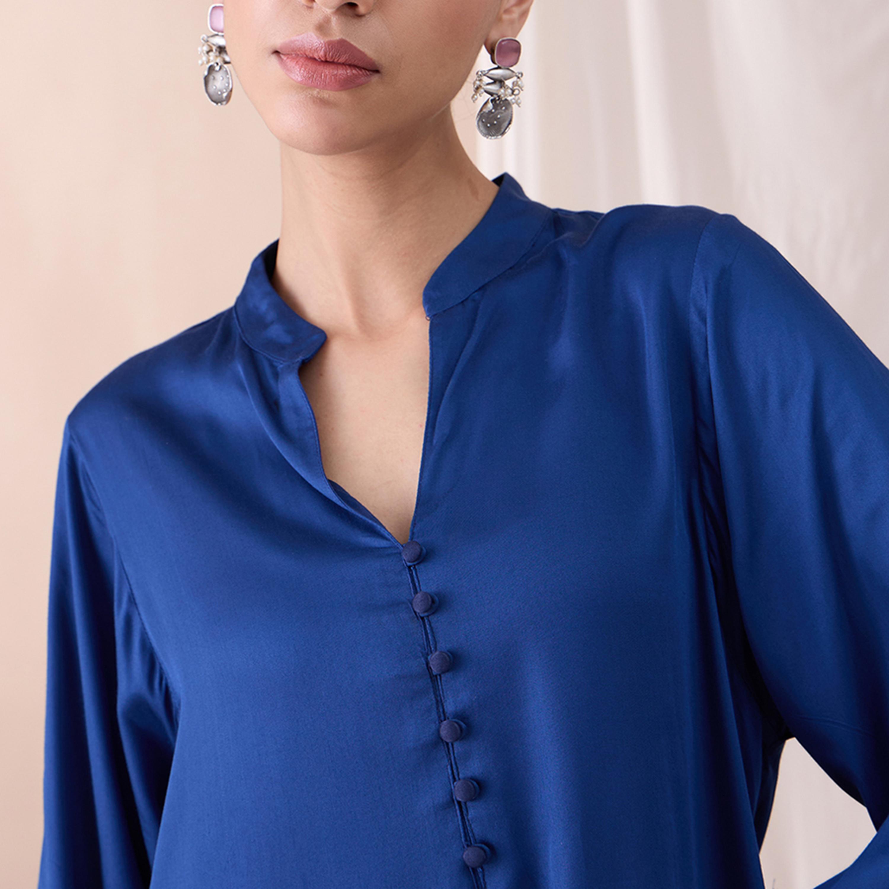 فيميلا × ستايلي -طقم قميص كورتا بتفاصيل أزرار وحاشية شراشيب مع بنطال مستقيم-women-clothing-coordsets-image-5