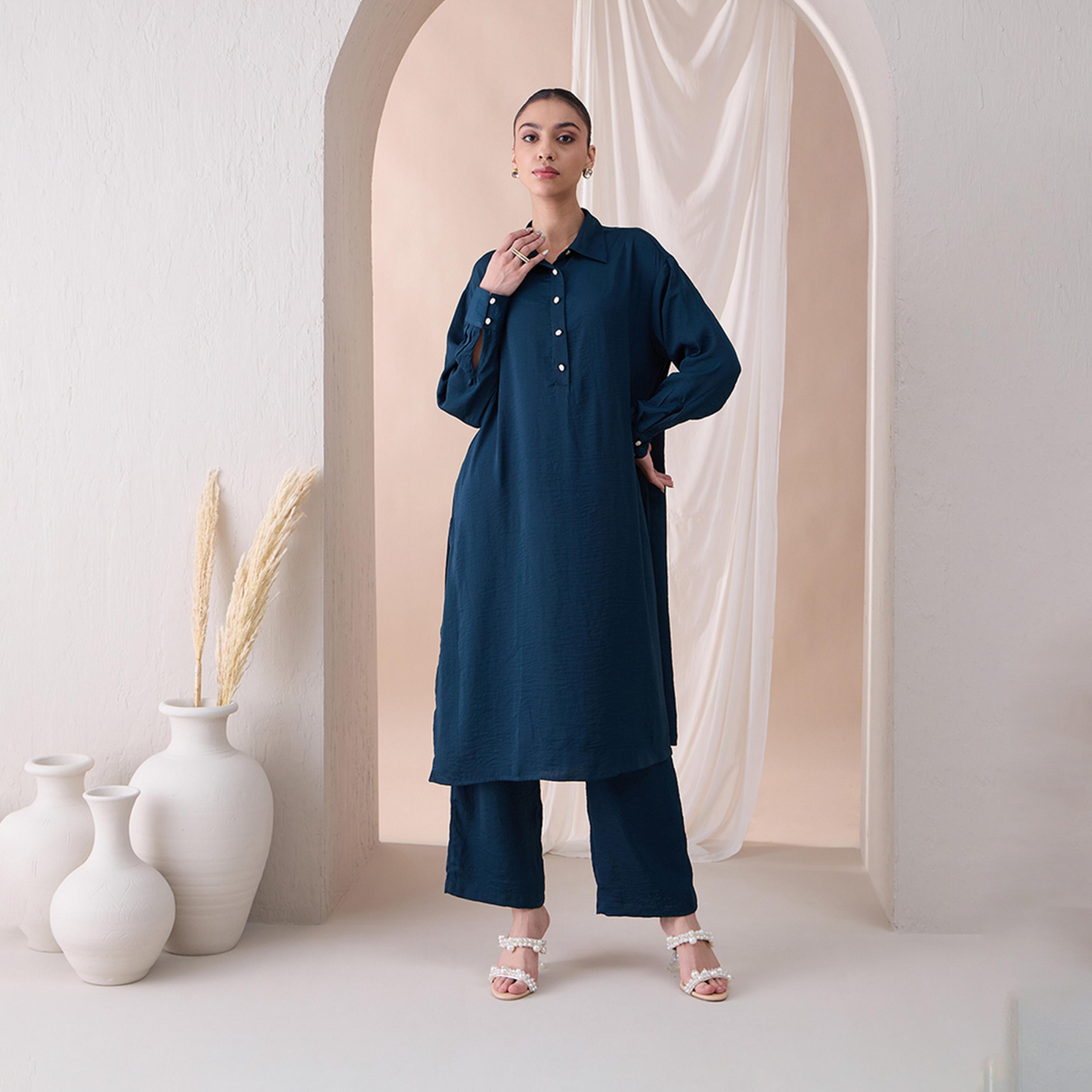 فيميلا × ستايلي - قميص طويل بياقة دائرية مع بنطلون مستقيم-women-clothing-coordsets-image-1