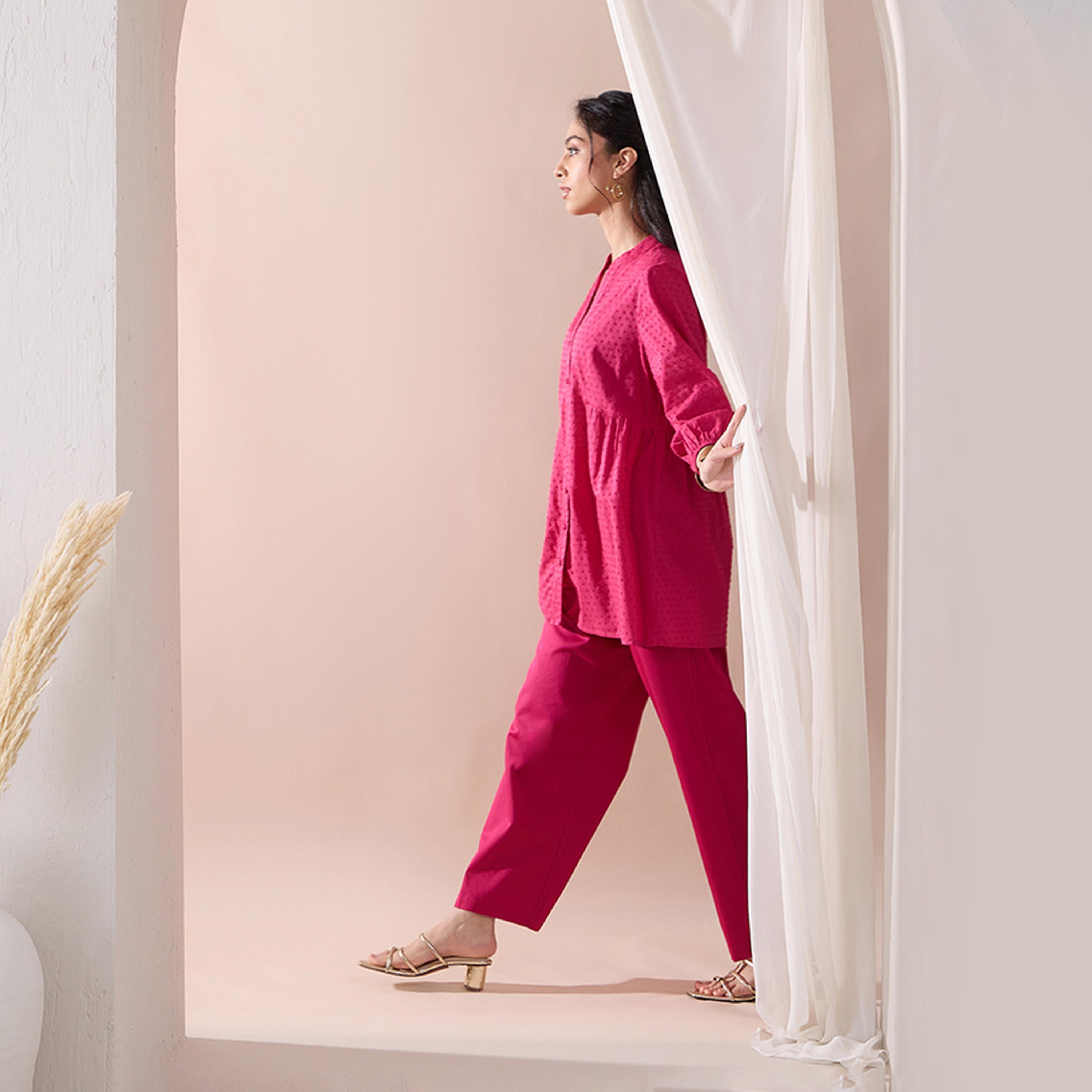 Femmella X Styli Textured Cotton Dobby Tunic With Straight Pant Ethnic Co-Ords-women-clothing-coordsets-image-2