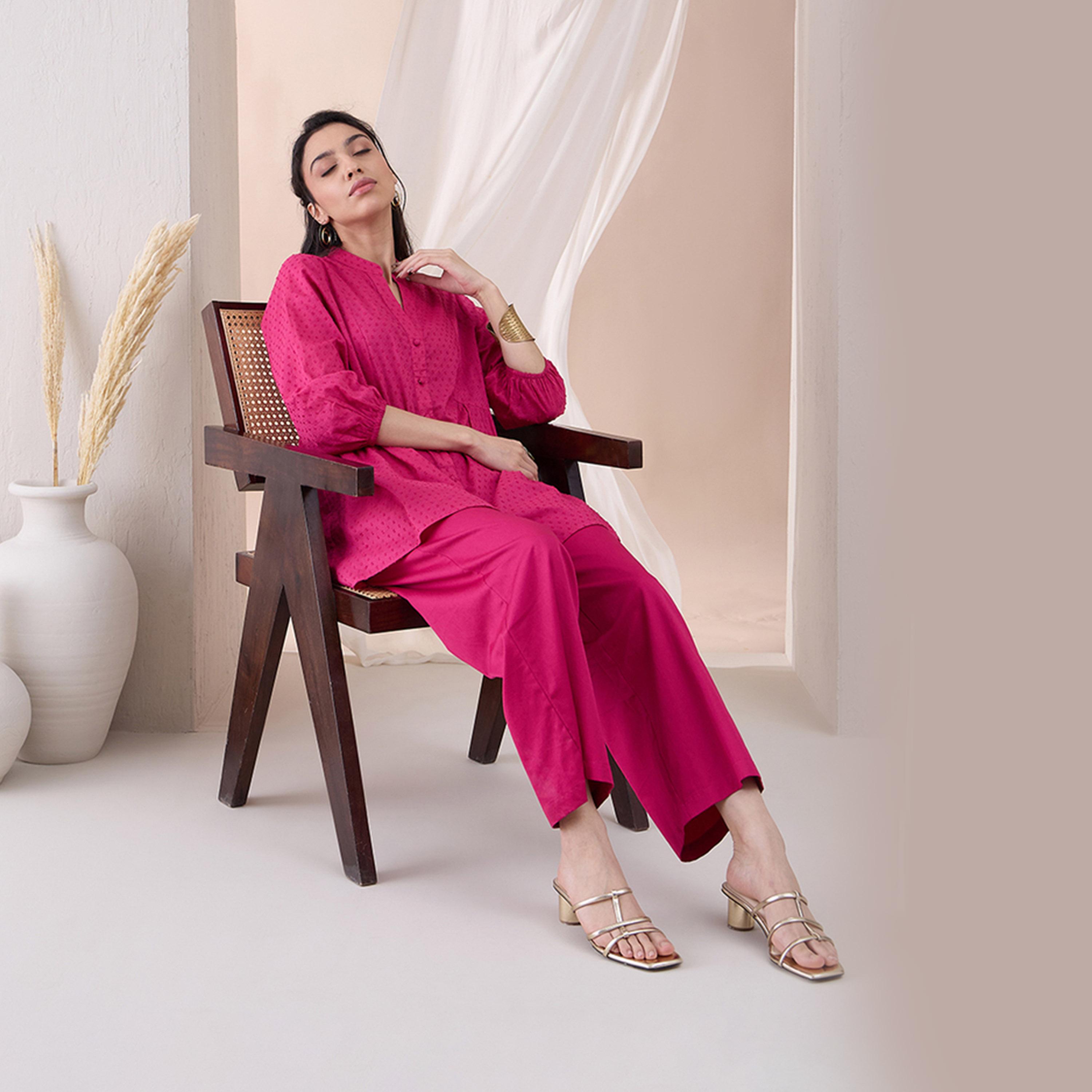 Femmella X Styli Textured Cotton Dobby Tunic With Straight Pant Ethnic Co-Ords-women-clothing-coordsets-image-4