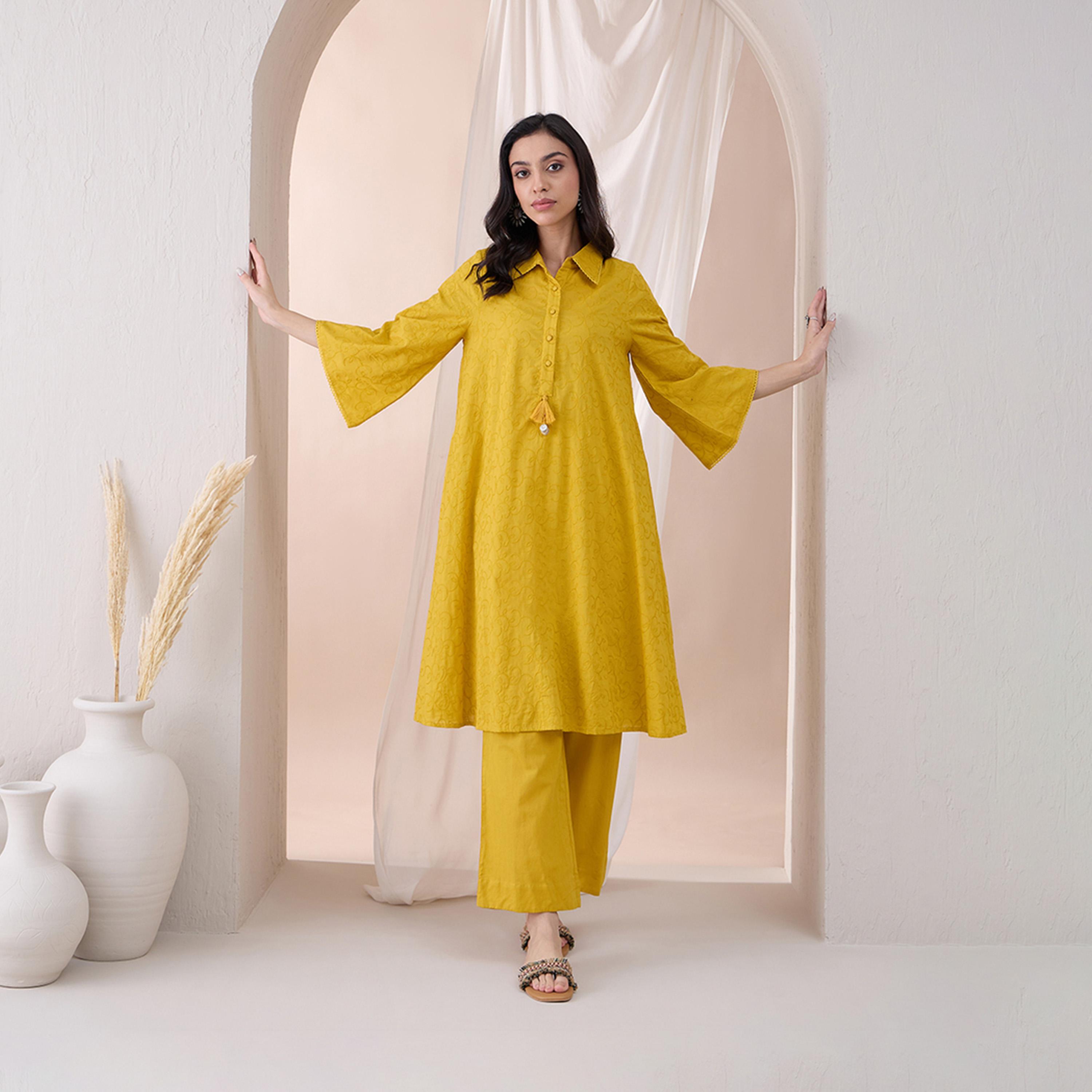 فيميلا × ستايلي - تونيك من القطن باللون الخردلي مطرز بشراشيب مع بنطلون مستقيم-women-clothing-coordsets-image-6