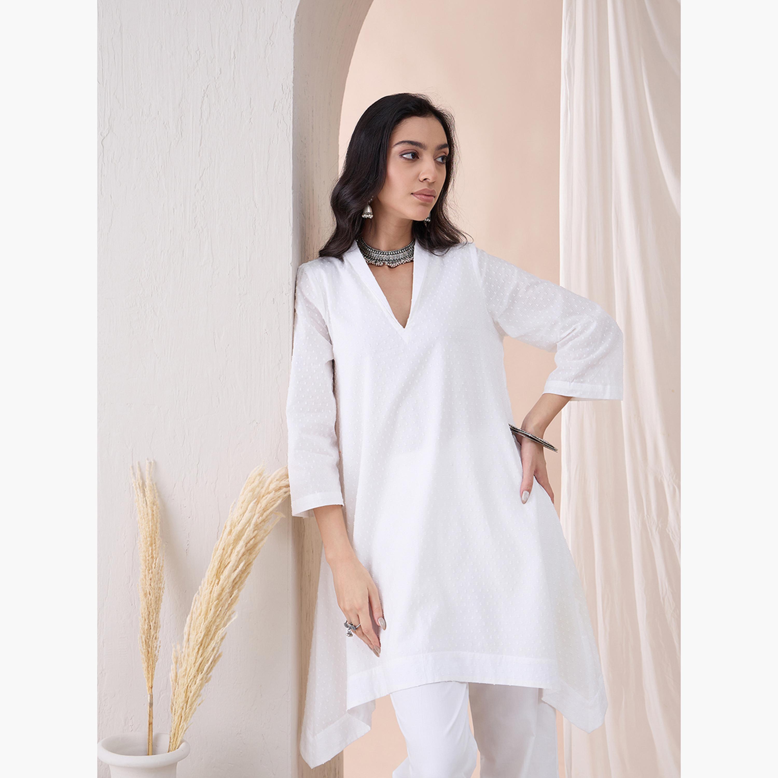 Femmella X Styli Textured Dobby V-Neck Tunic With Straight Pant Co-Ords-women-clothing-coordsets-image-3