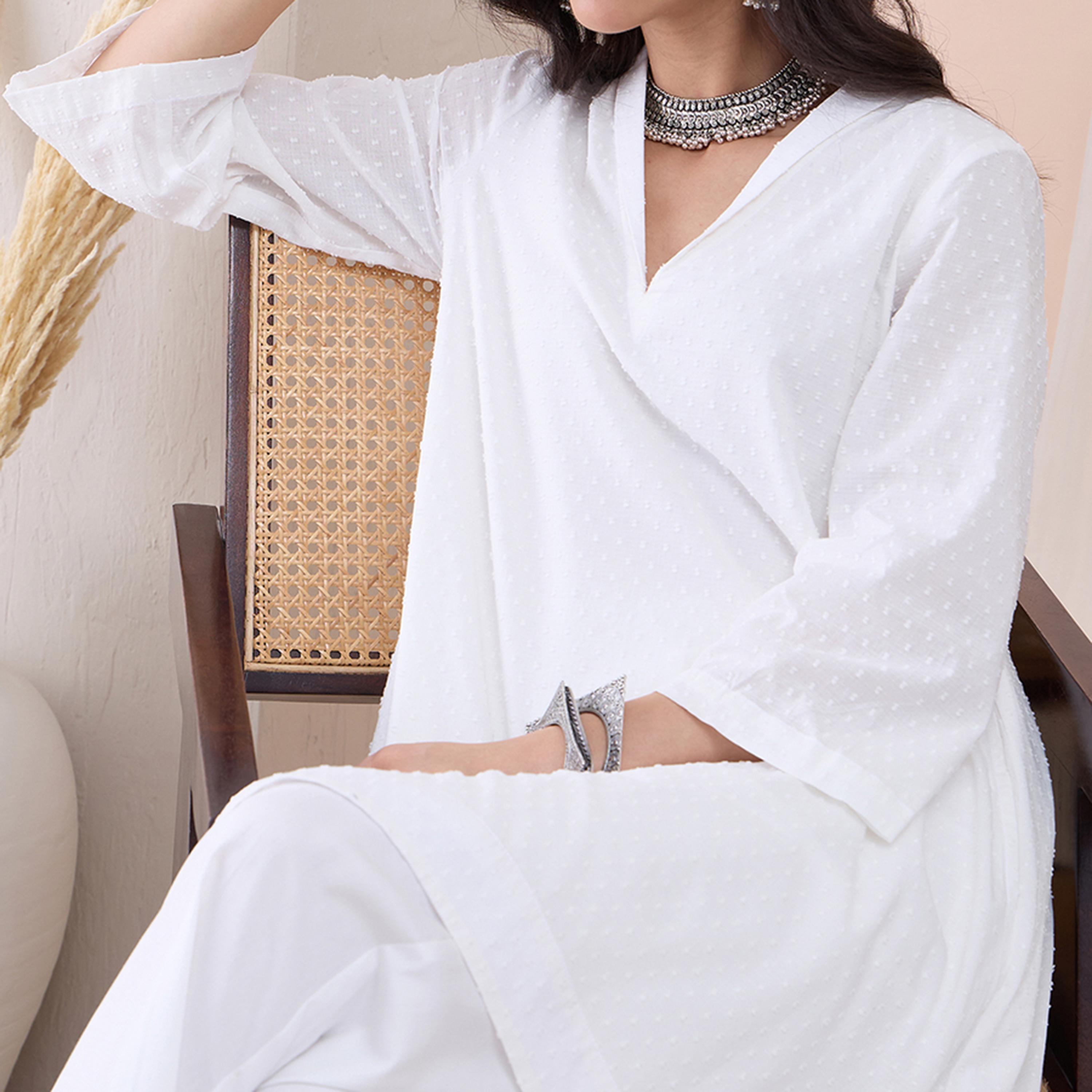 Femmella X Styli Textured Dobby V-Neck Tunic With Straight Pant Co-Ords-women-clothing-coordsets-image-8