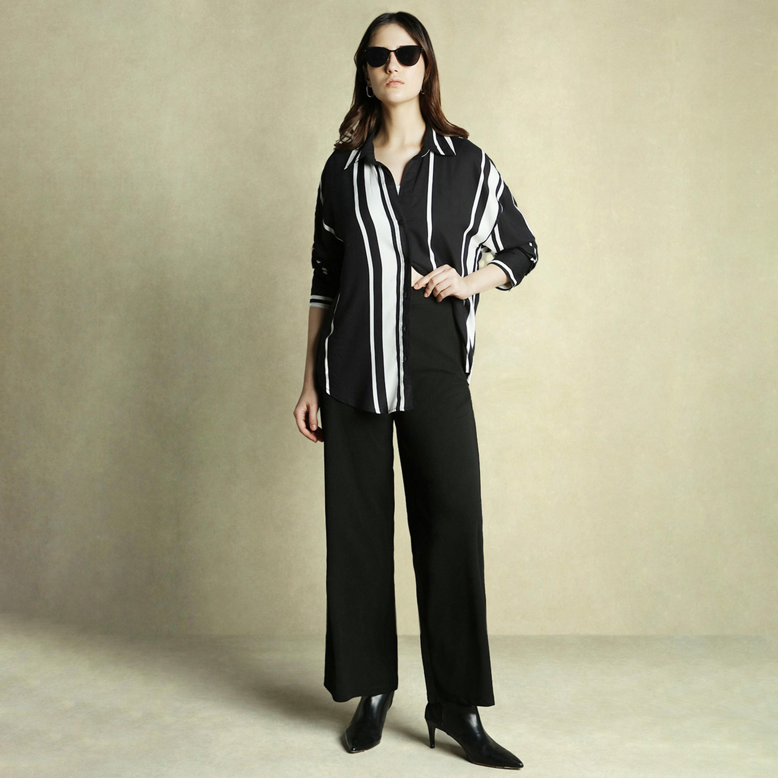 Dennis Lingo X Styli BLACK Oversized Spread Collar Regular Length Casual Occasion Printed Shirt-women-clothing-shirtsandblouses-shirts-image-5