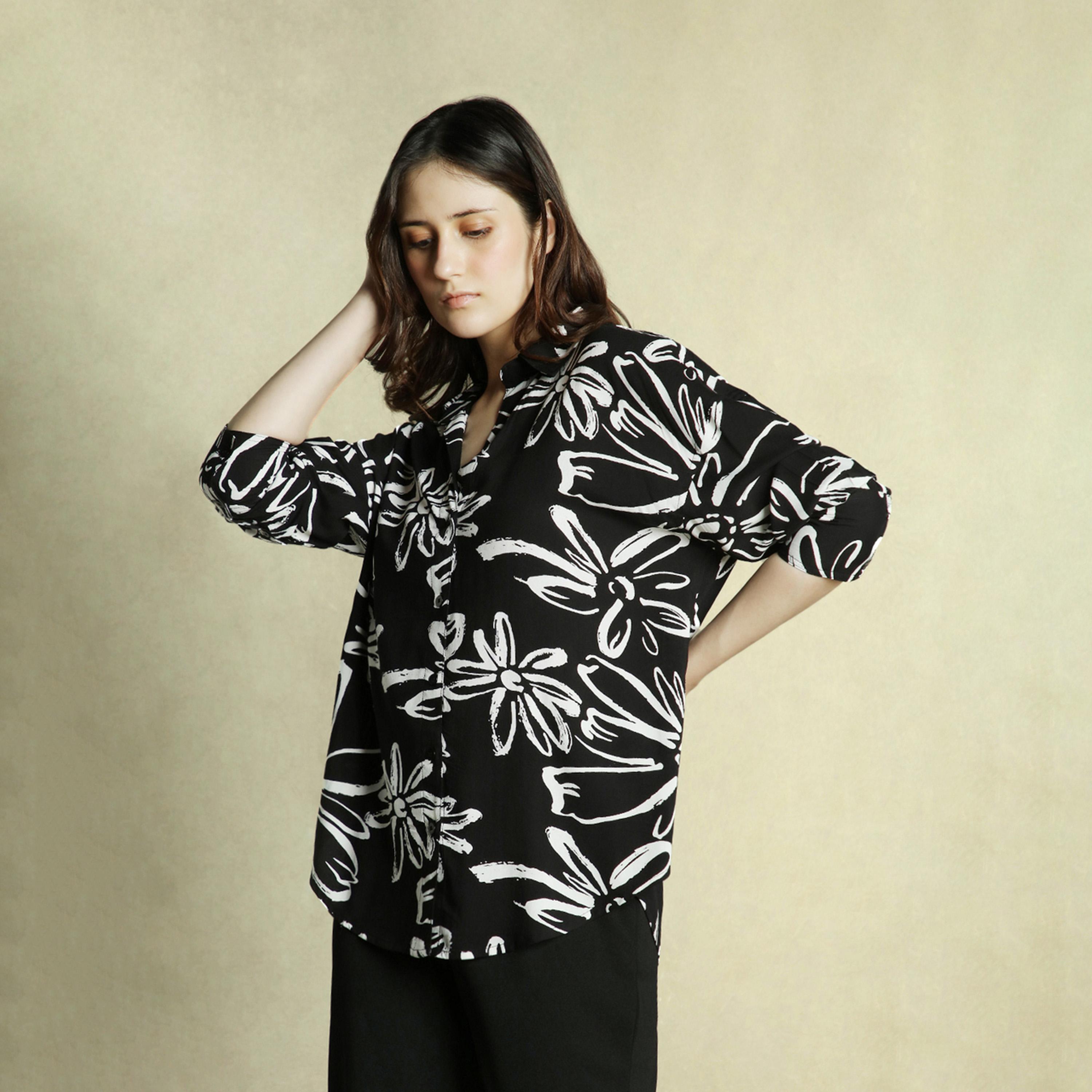Dennis Lingo X Styli BLACK Oversized Spread Collar Regular Length Casual Occasion Printed Shirt-women-clothing-shirtsandblouses-shirts-image-1