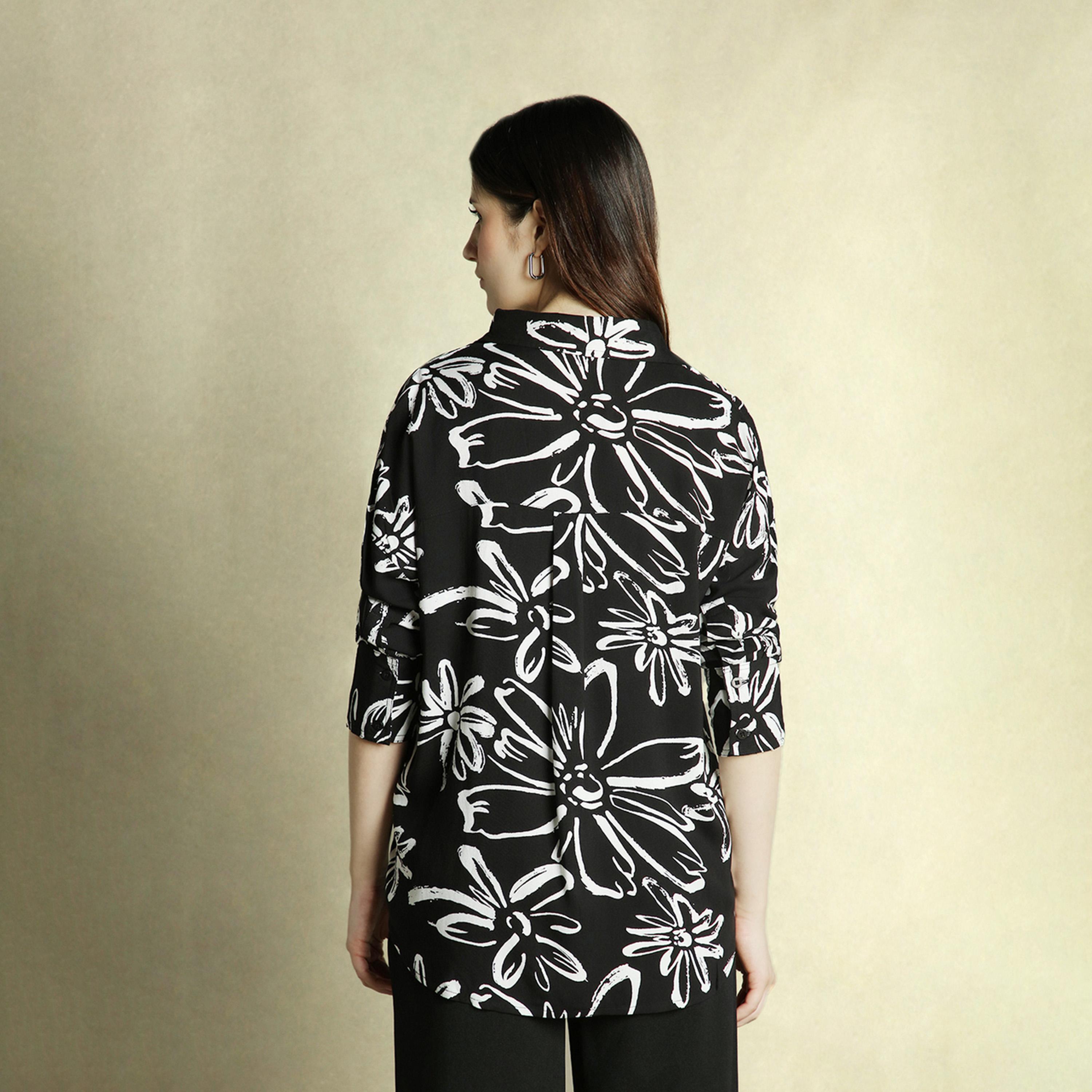 Dennis Lingo X Styli BLACK Oversized Spread Collar Regular Length Casual Occasion Printed Shirt-women-clothing-shirtsandblouses-shirts-image-3