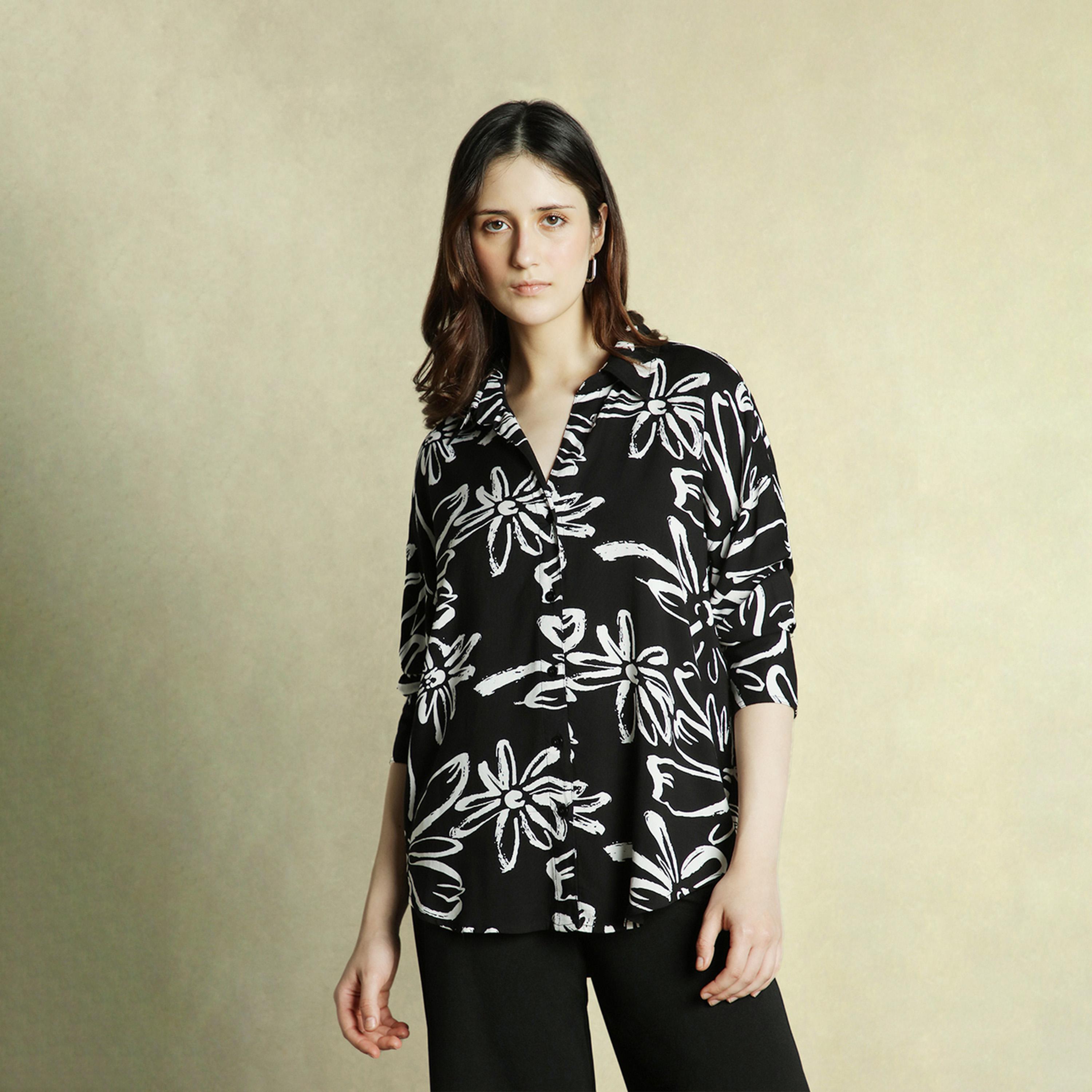 Dennis Lingo X Styli BLACK Oversized Spread Collar Regular Length Casual Occasion Printed Shirt-women-clothing-shirtsandblouses-shirts-image-6