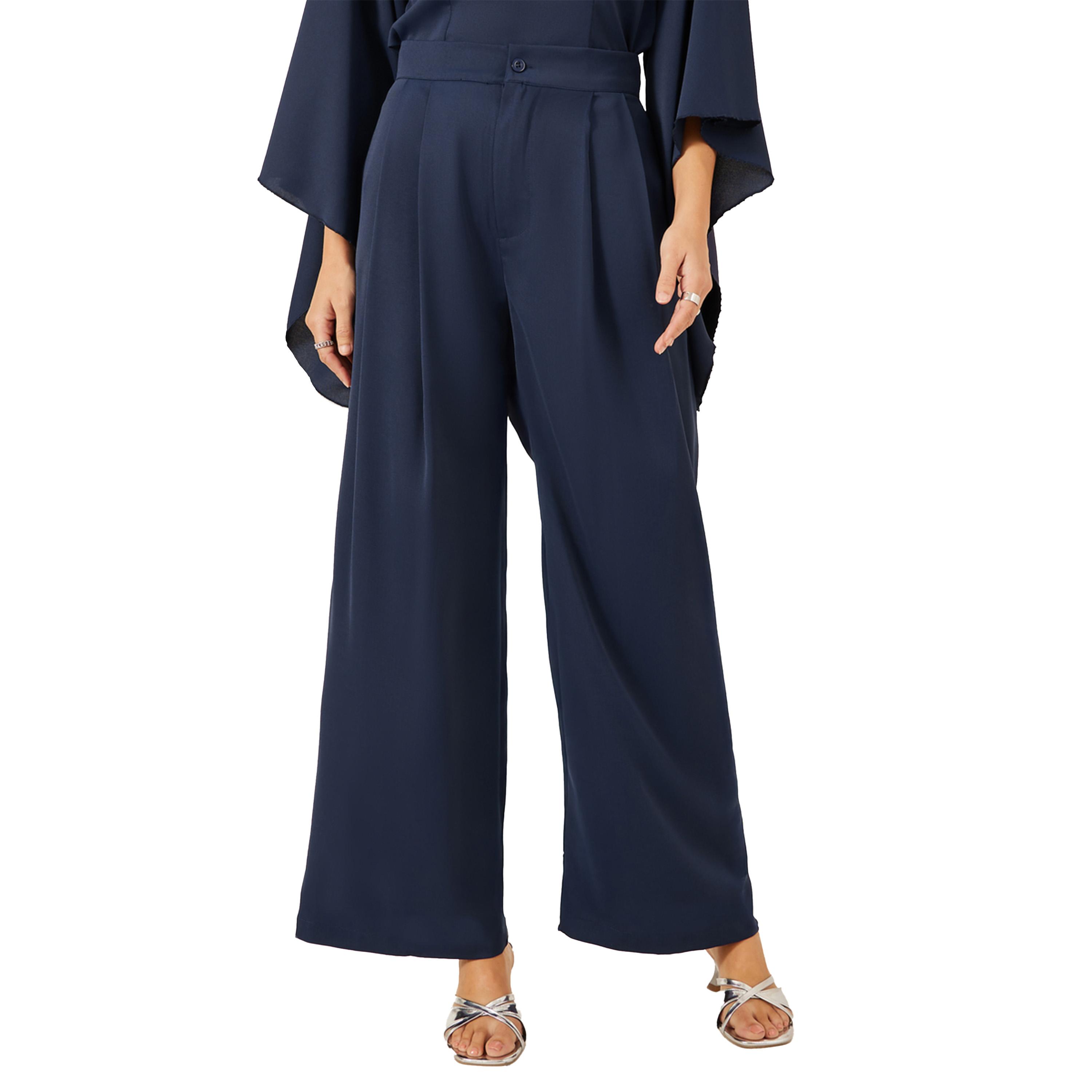 ستايلي - طقم من بلوزة مزينة بياقة V وبنطال واسع الساق-women-clothing-coordsets-image-5