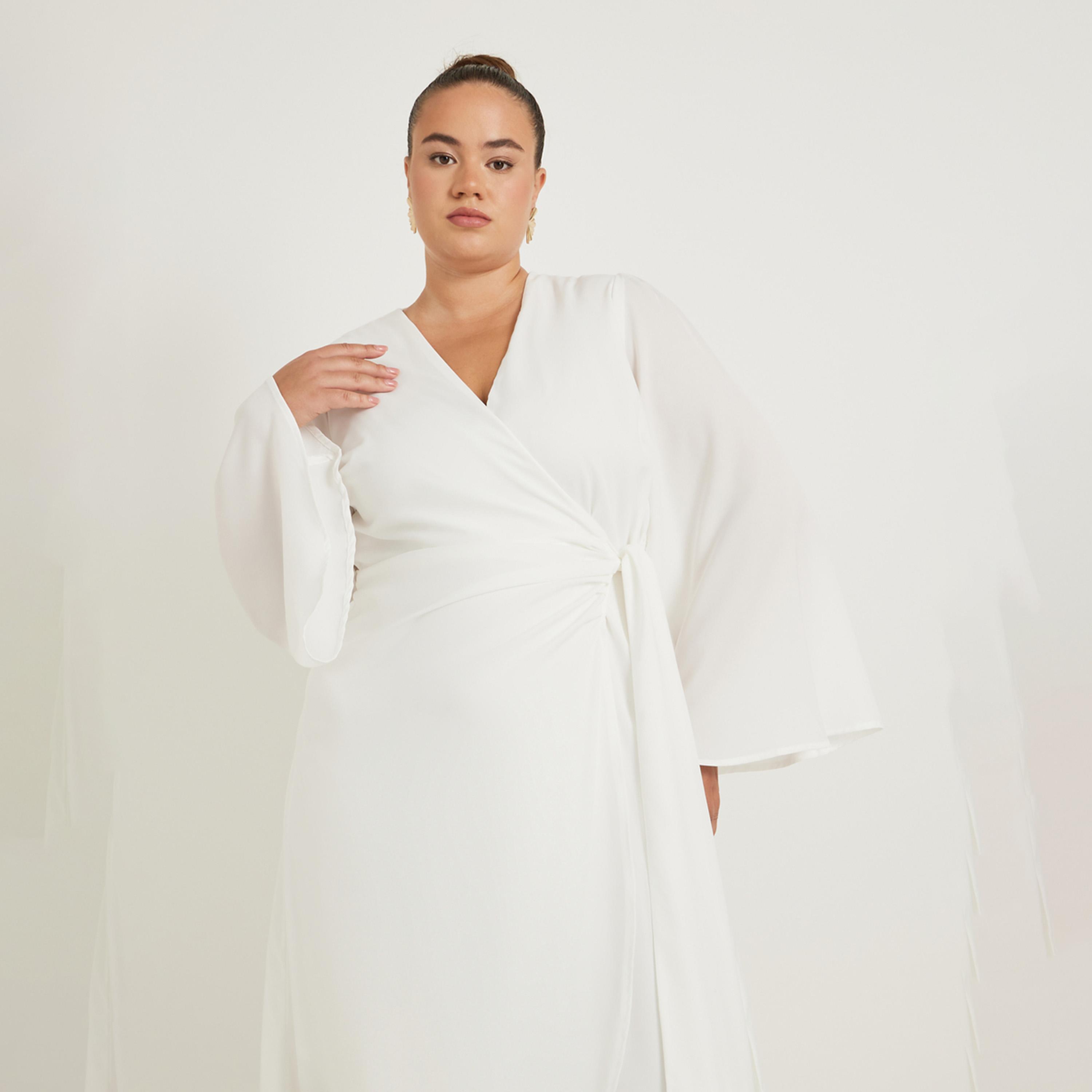 Styli Plus Size Long Sleeves Wrap Maxi Dress with Fringed Hem-women-clothing-dresses-image-3