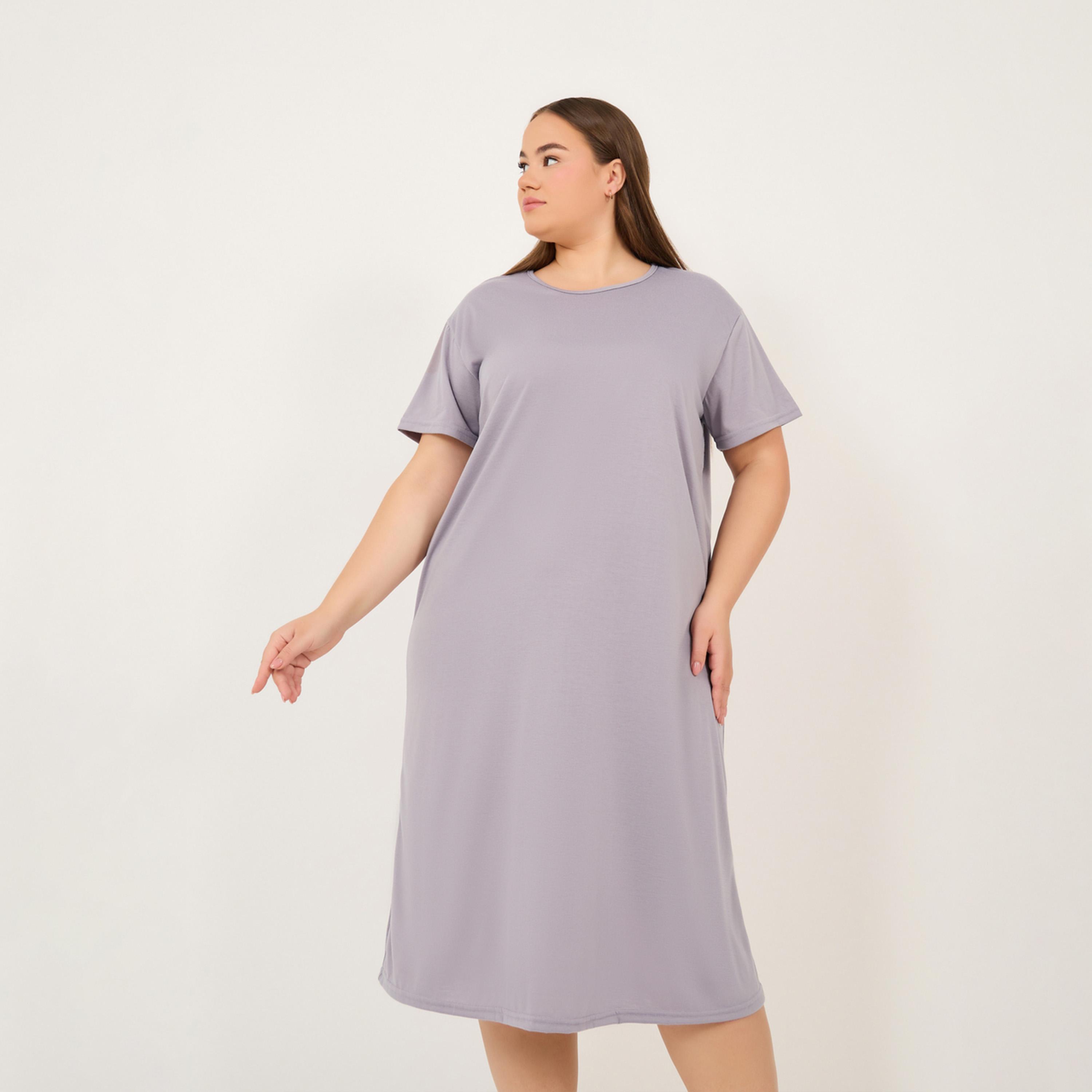 ستايلي - فستان نوم بمقاس كبير مع تفاصيل متقاطعة من الخلف-women-clothing-nightwear-nighties-image-2
