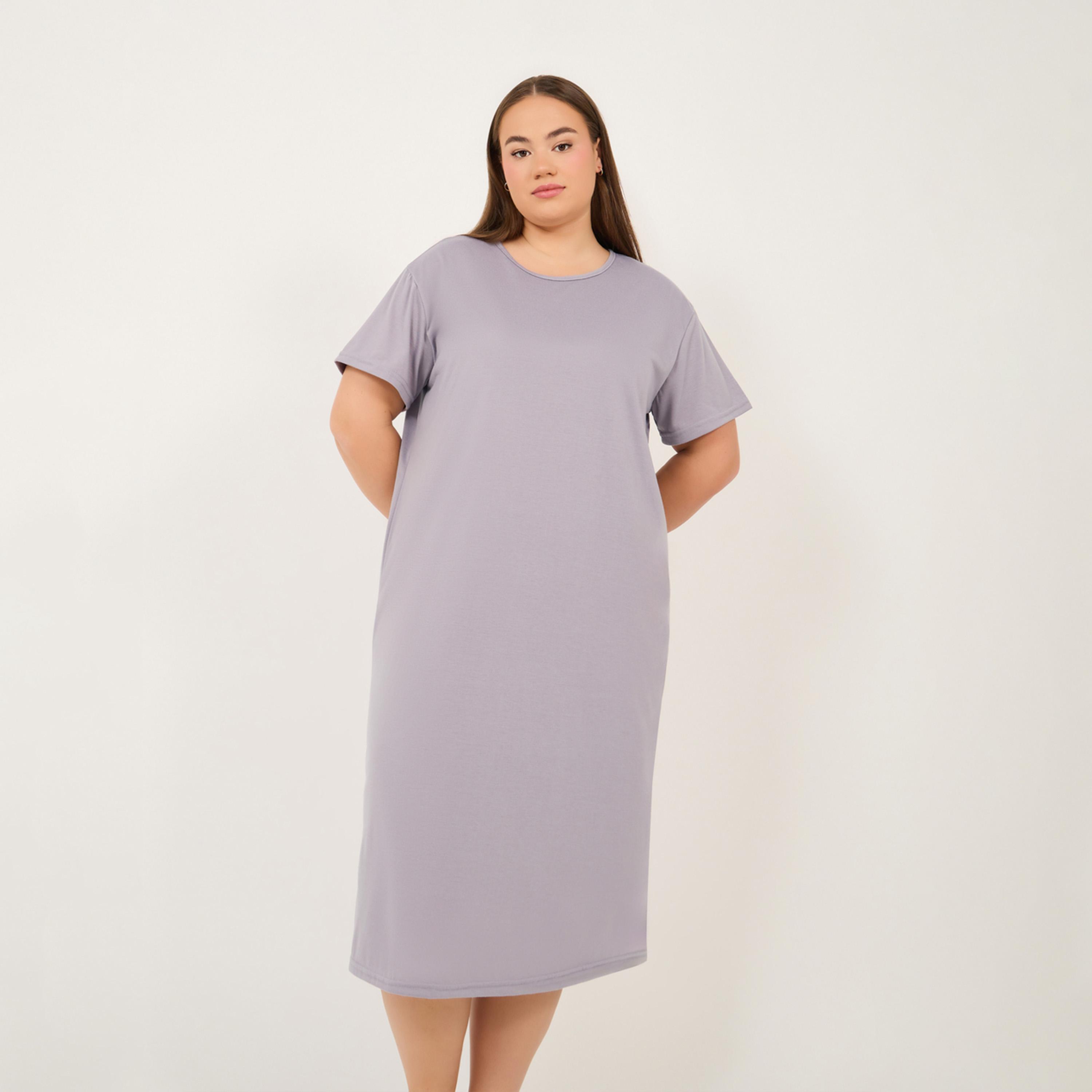 ستايلي - فستان نوم بمقاس كبير مع تفاصيل متقاطعة من الخلف-women-clothing-nightwear-nighties-image-3