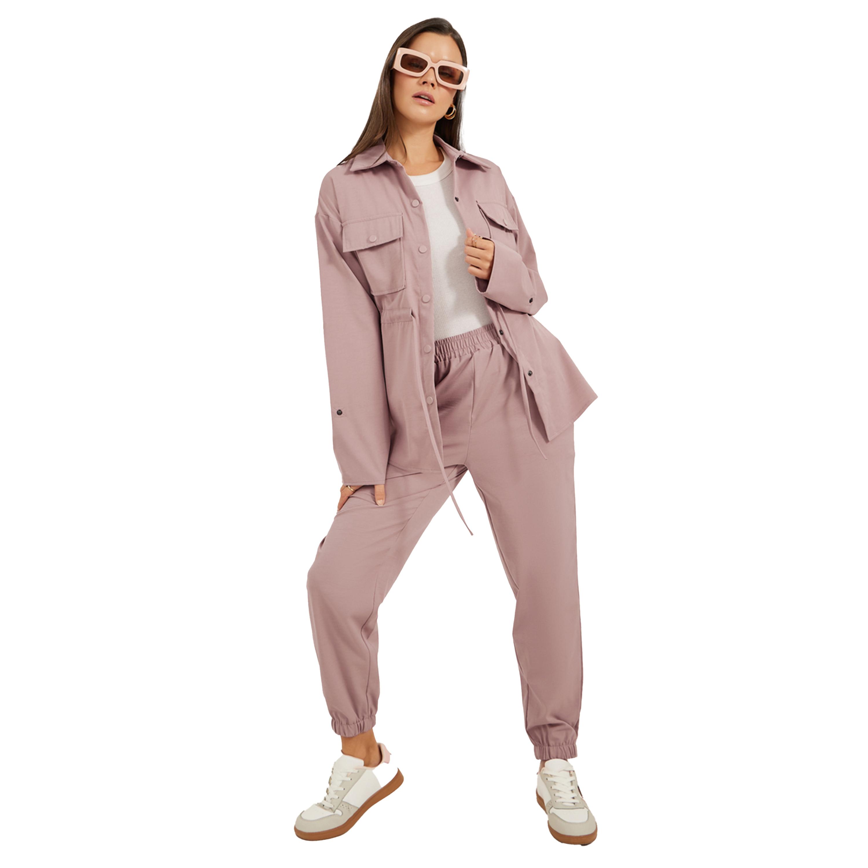 ستايلي -  طقم قميص وبنطال رياضي بتفاصيل جيوب سادة-women-clothing-coordsets-image-2
