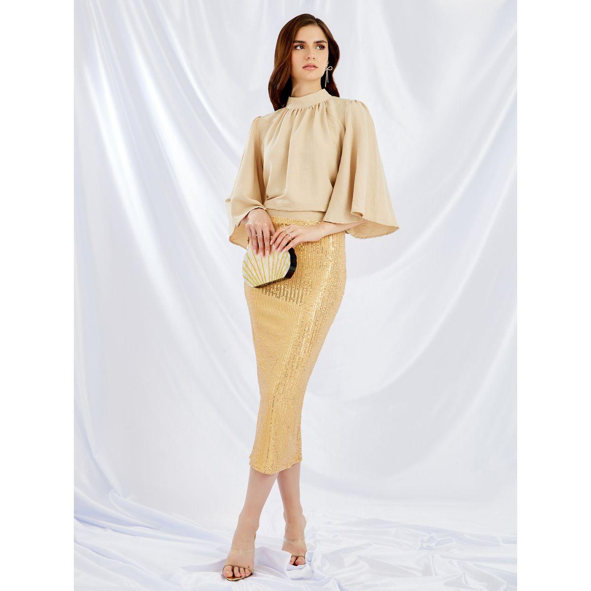 طقم منسق من تنورة منمقة بالترتر مع بلوزة سادة بياقة عالية-women-clothing-coordsets-image-1