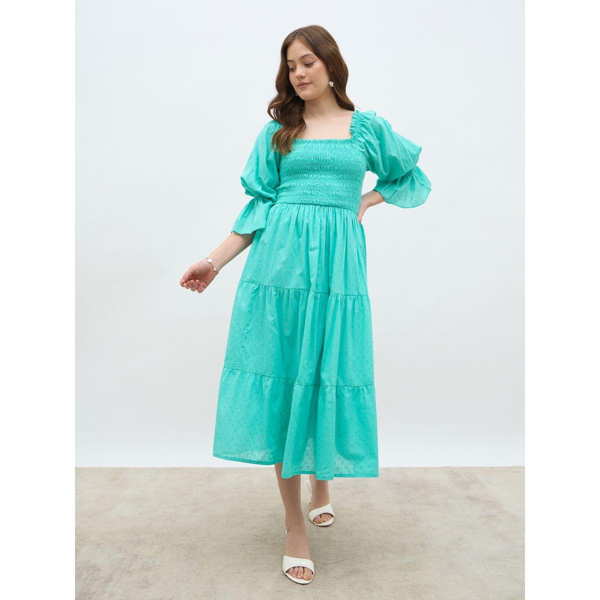 فستان ميدي بياقة مربعة وتفاصيل مُجمعة-women-clothing-dresses-image-2