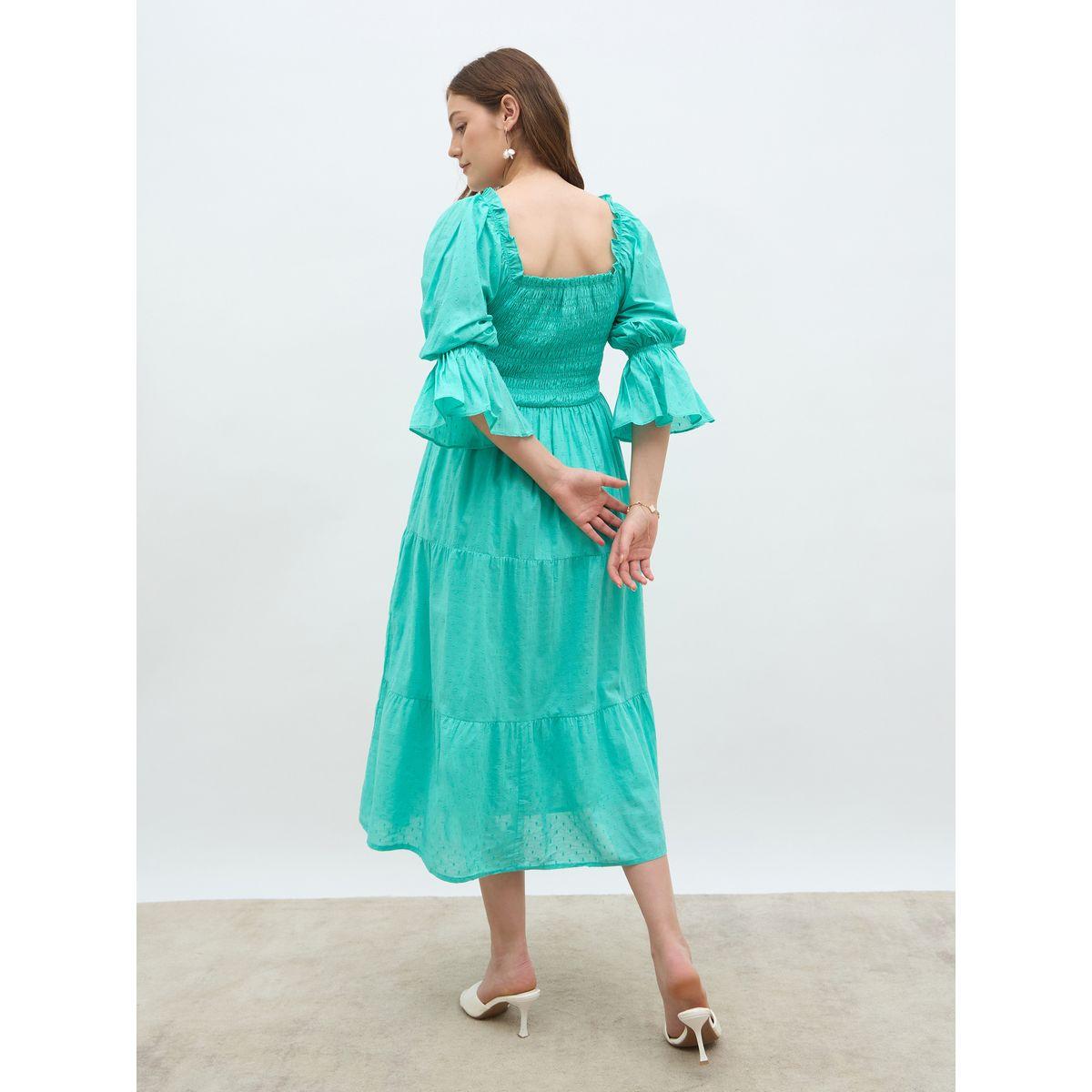 فستان ميدي بياقة مربعة وتفاصيل مُجمعة-women-clothing-dresses-image-5