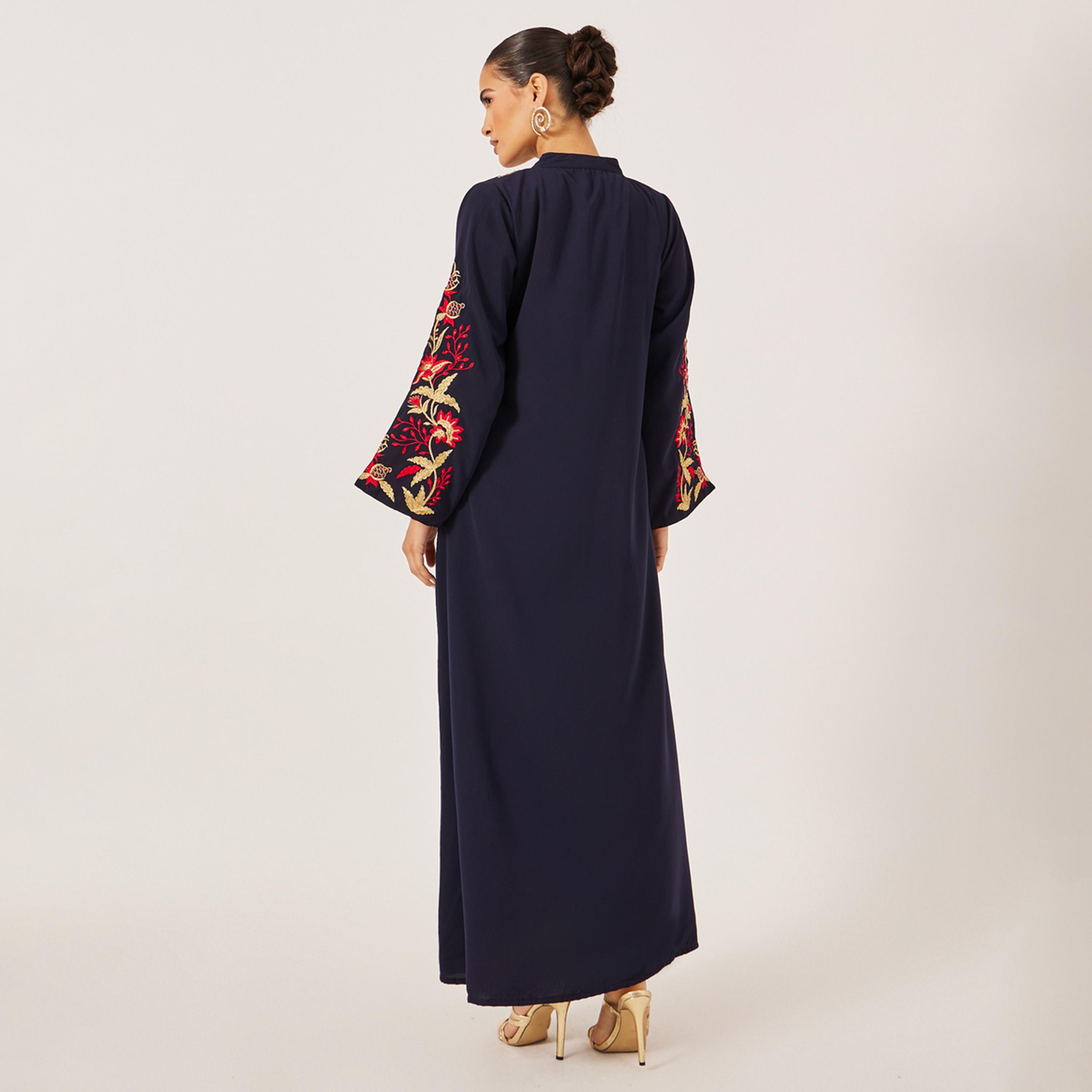 ماكسيم كرييشنز - جلابية مطرزة بياقة وقصّة A-women-arabicclothing-jalabiyas-image-5