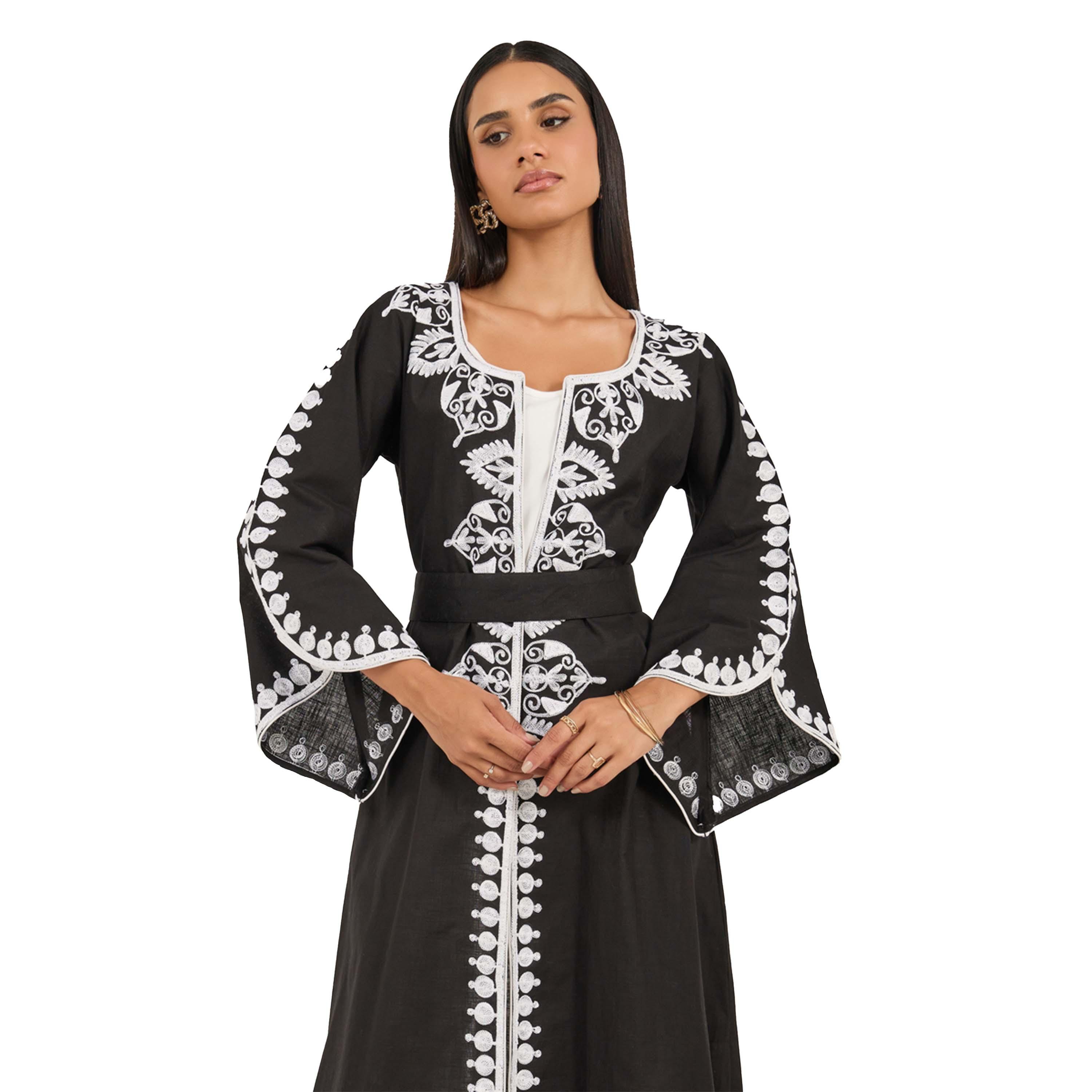ماكسيم كرييشنز × ستايلي - جلابية مطرزة بأكمام جرس وقصّة A-women-arabicclothing-jalabiyas-image-3