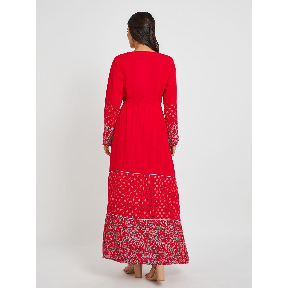 جلابية بياقة دائرية وتفاصيل مُطرّزة-women-arabicclothing-jalabiyas-image-5