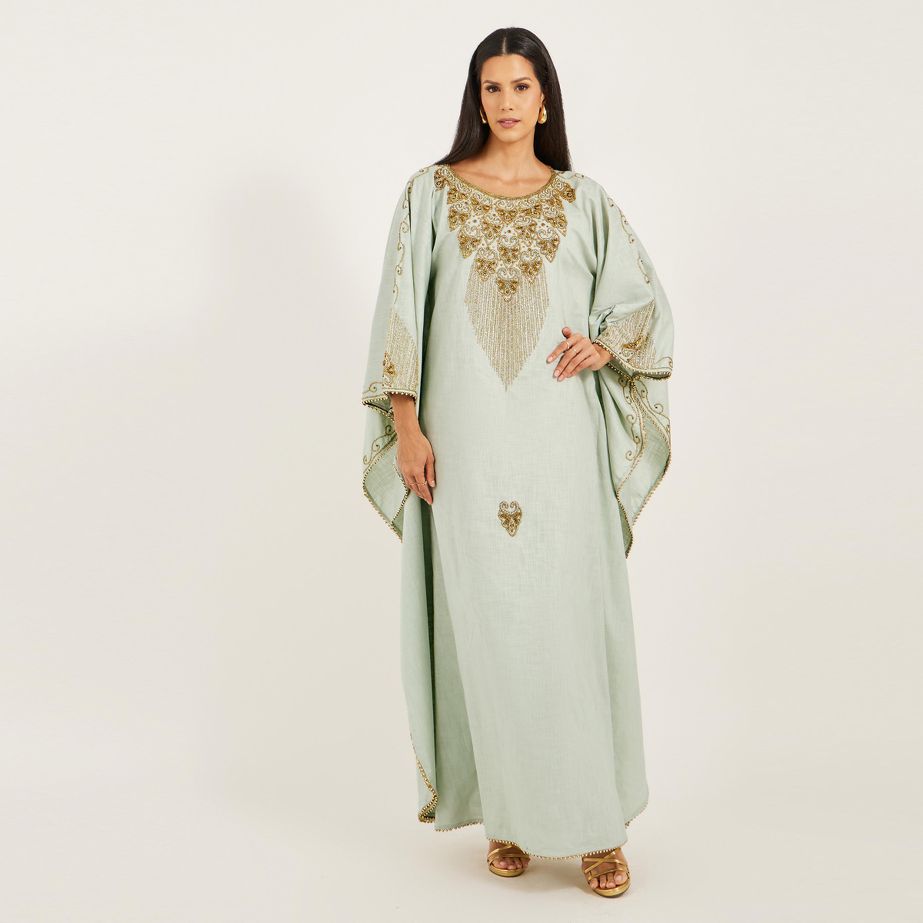 ماكسيم كرييشن × ستايلي - جلابية ذهبية مطرزة يدويا من قماش الكتان الخالص-women-arabicclothing-jalabiyas-image-2