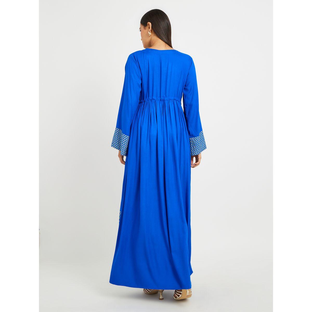 جلابية بطبعة انماط هندسية وتفاصيل مُطرّزة-women-arabicclothing-jalabiyas-image-5