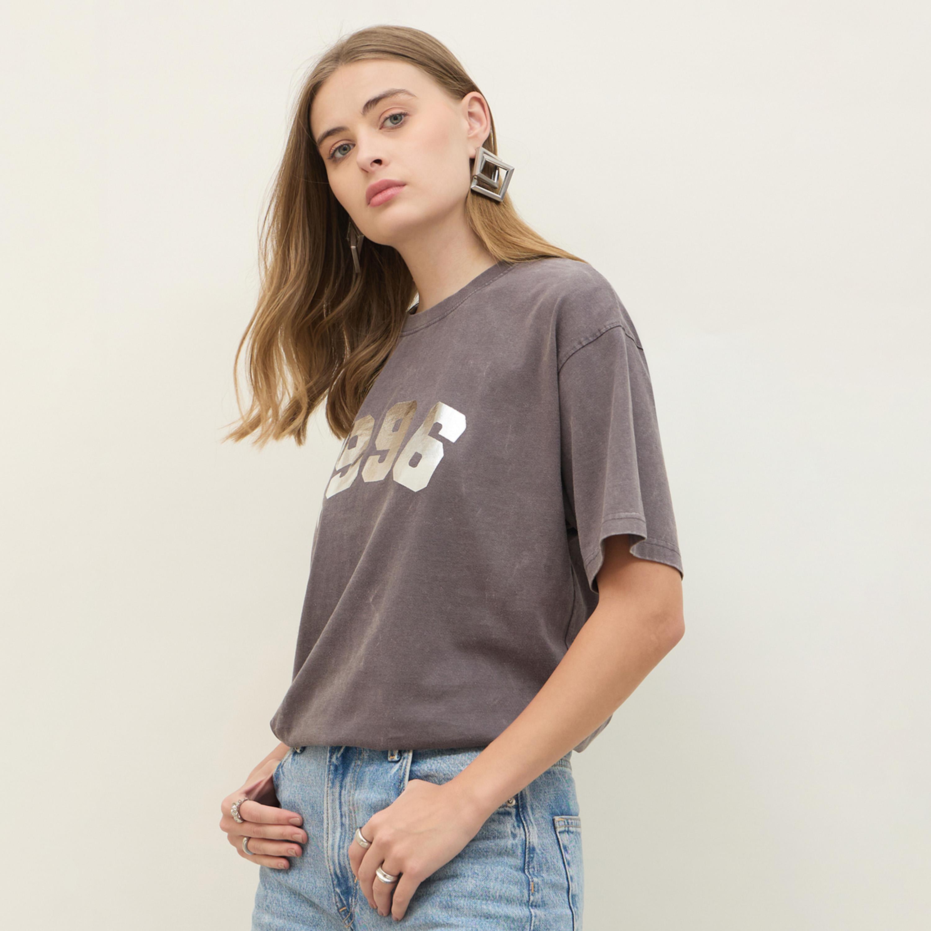 Styli Acid Washed 1998 Foil Slogan Print Oversized T-Shirt-women-clothing-tshirts-image-3