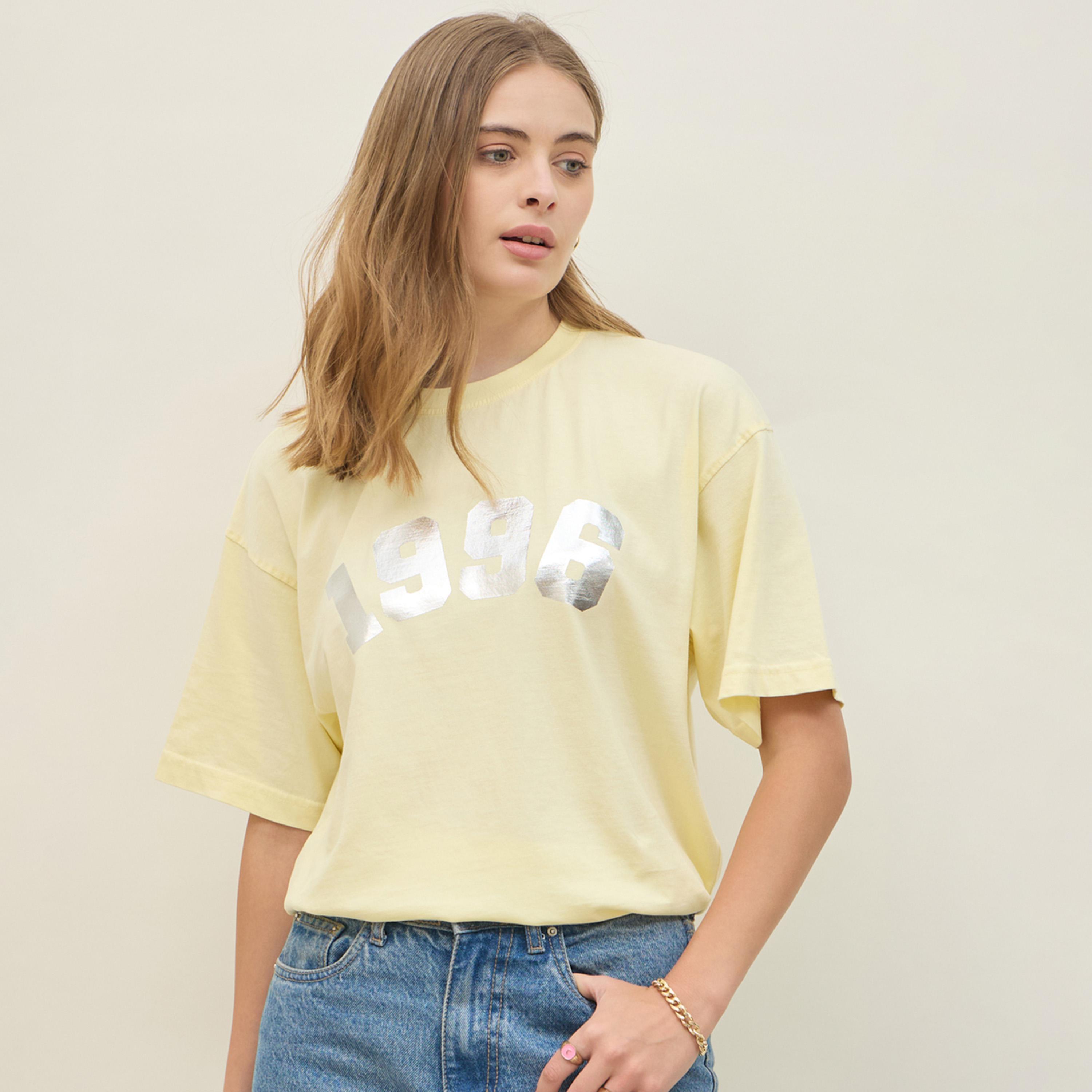 Styli Acid Washed 1998 Foil Slogan Print Oversized T-Shirt-women-clothing-tshirts-image-1