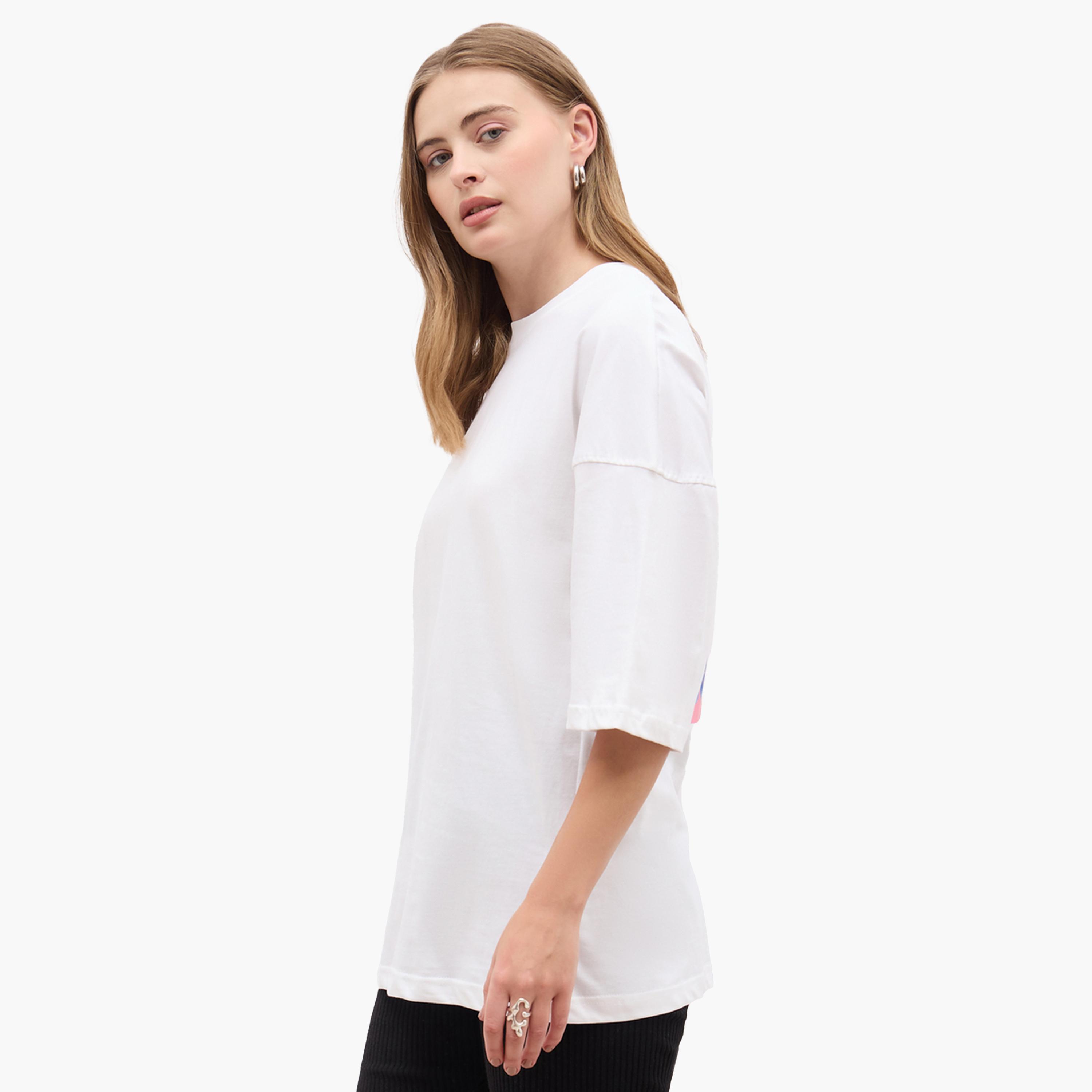 Styli Graphic Print Short Sleeve Oversized T-Shirt-women-clothing-tshirts-image-3